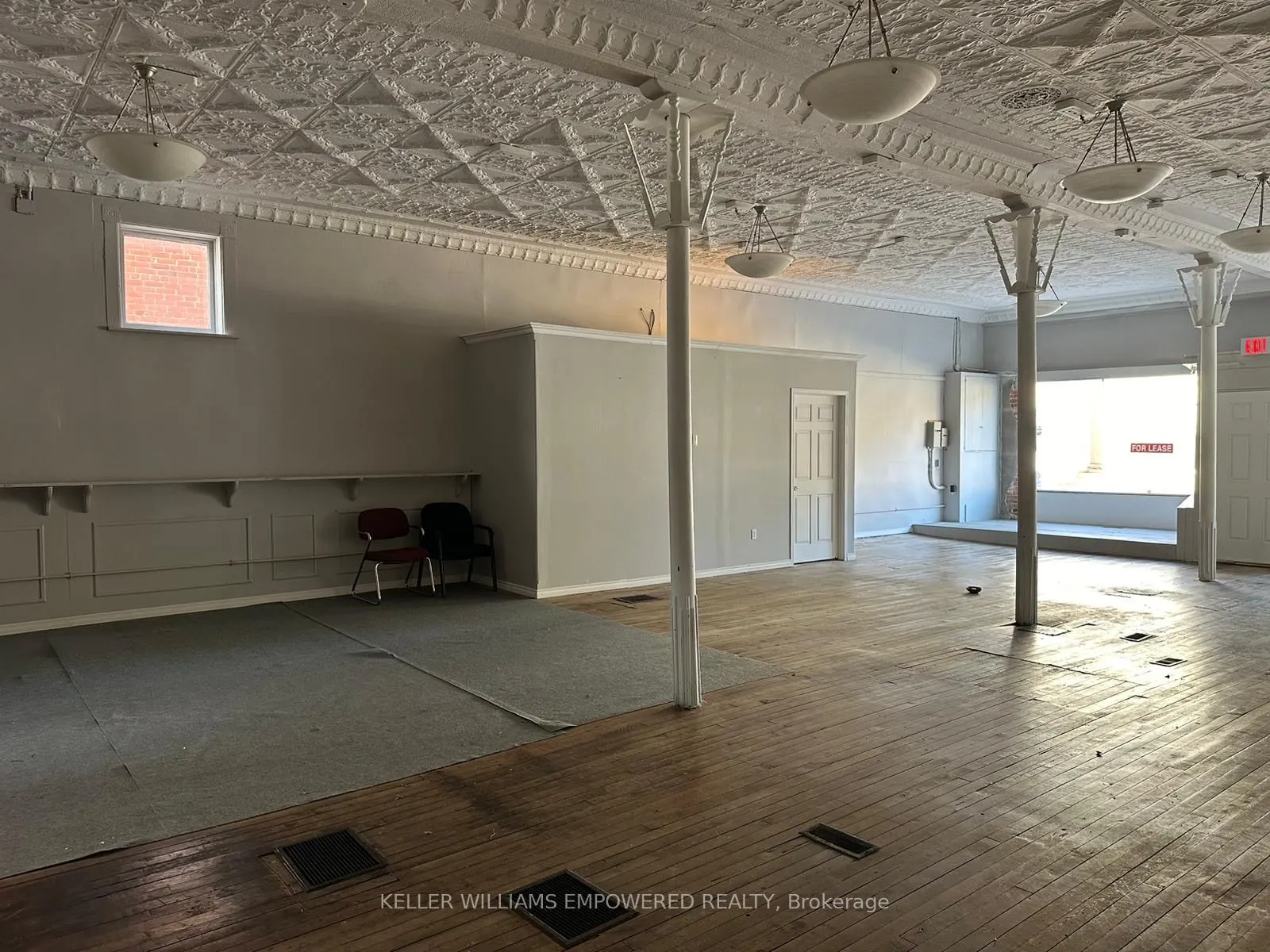 3 George Street W