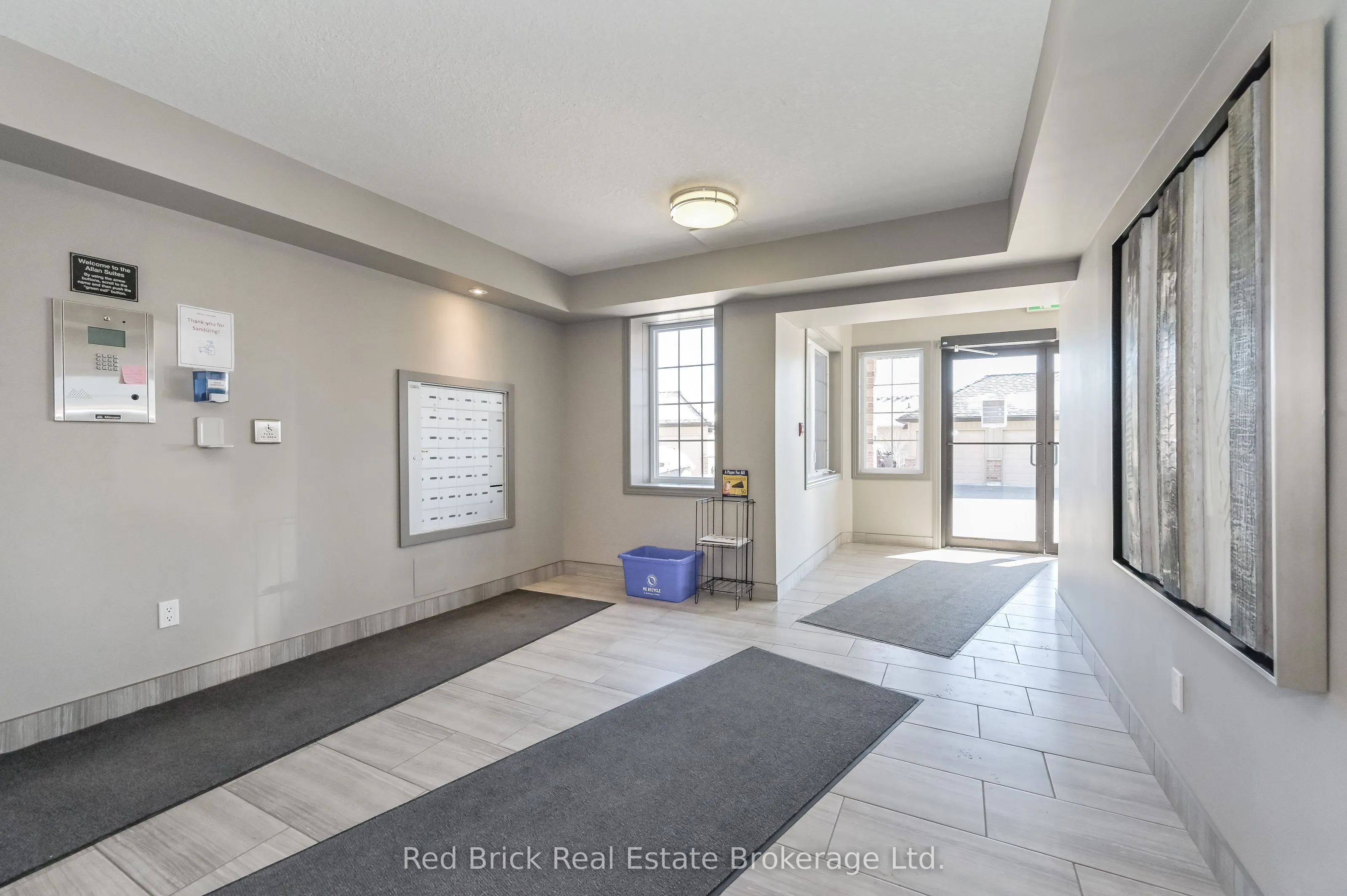 6492 GERRIE Road #207