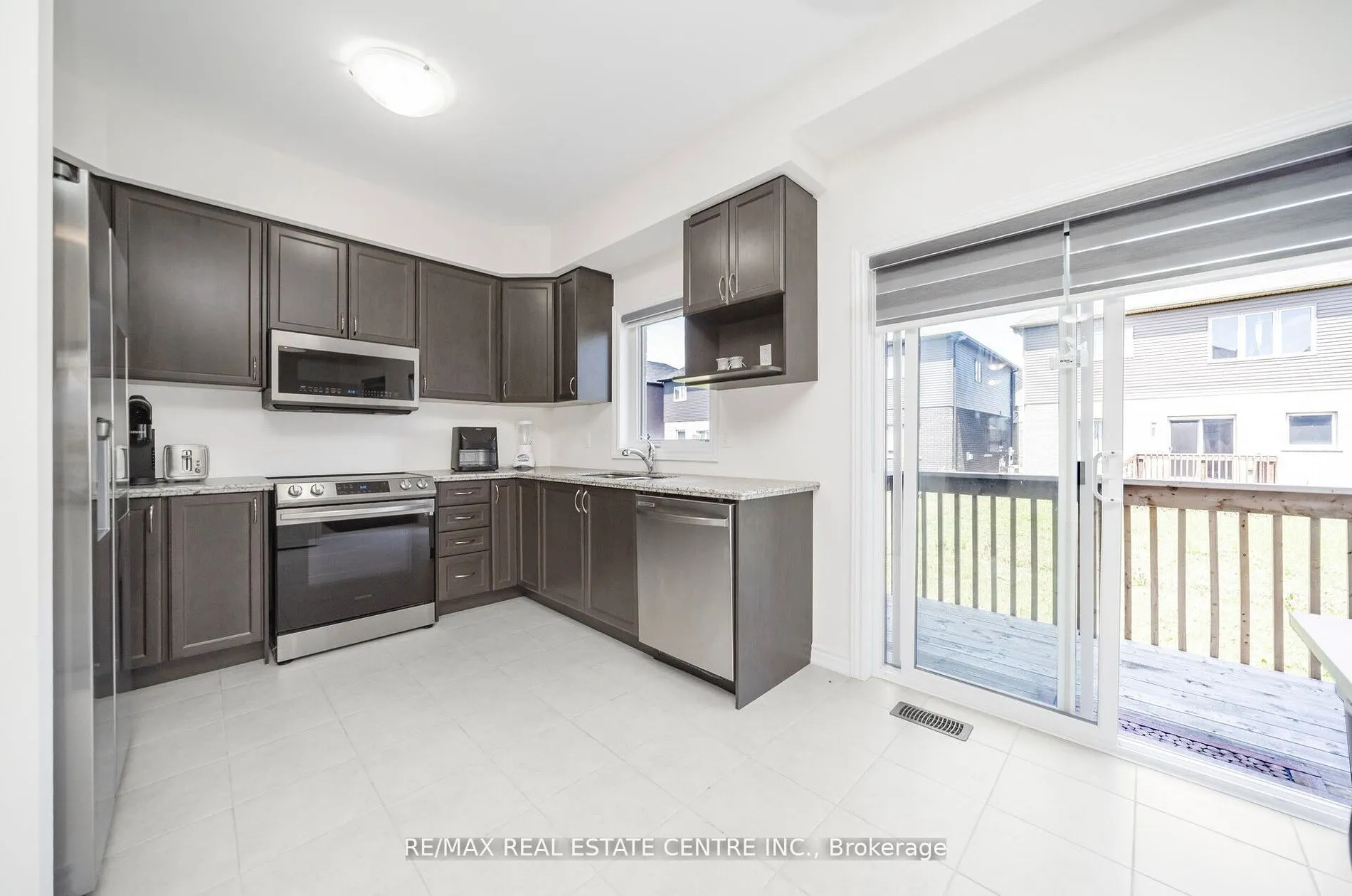 16 Flagg Avenue