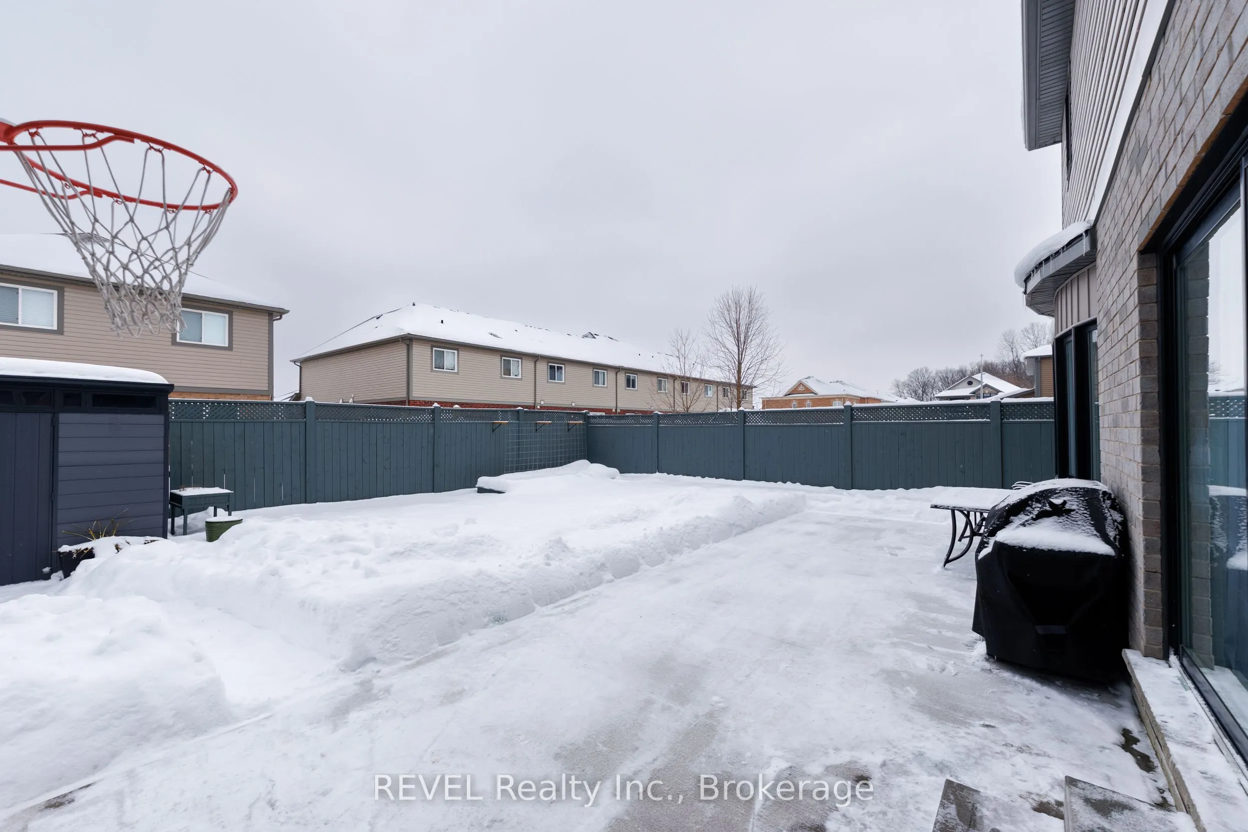 8 Elderberry Road