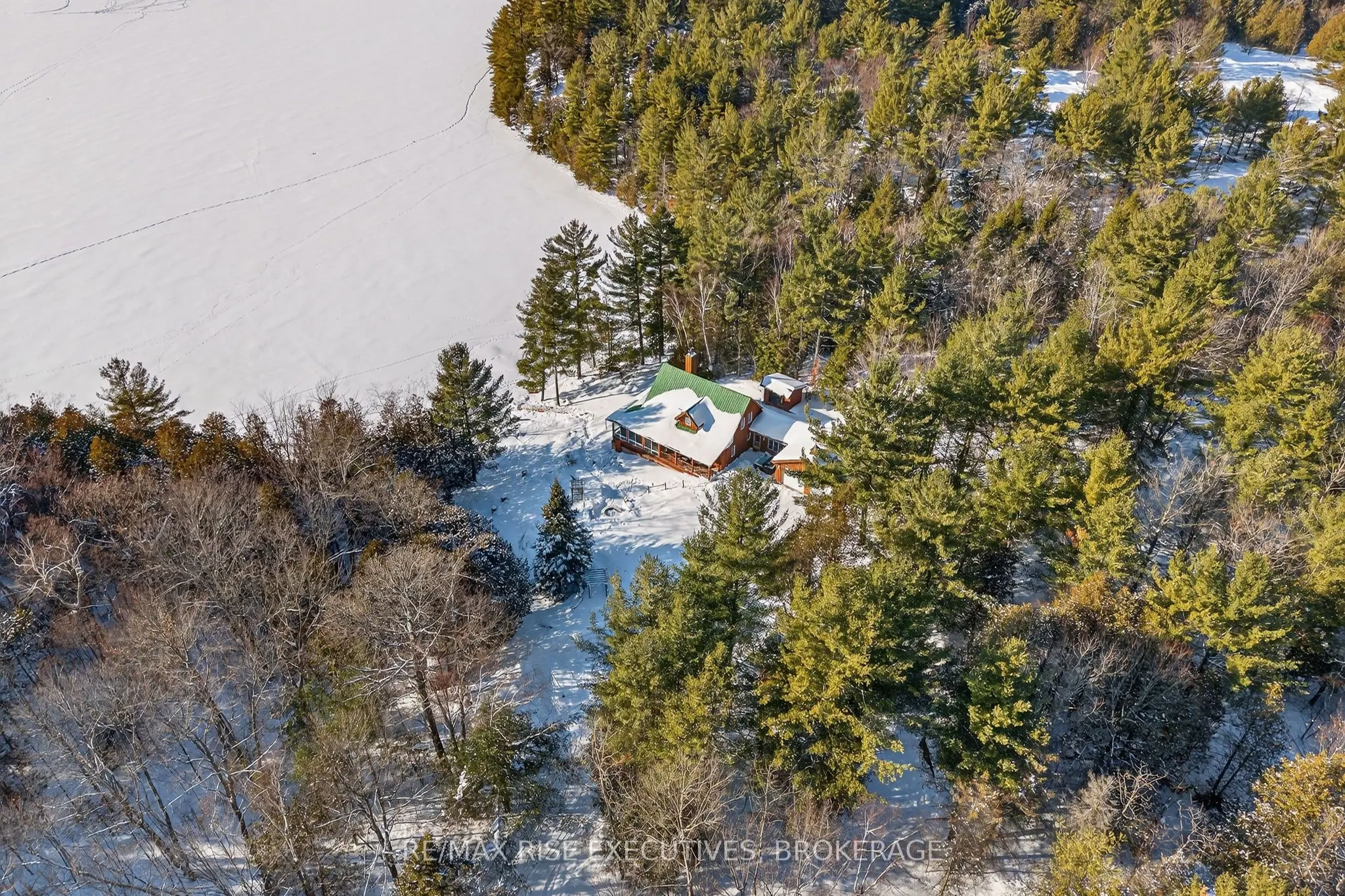 1093B Two Loon Lane