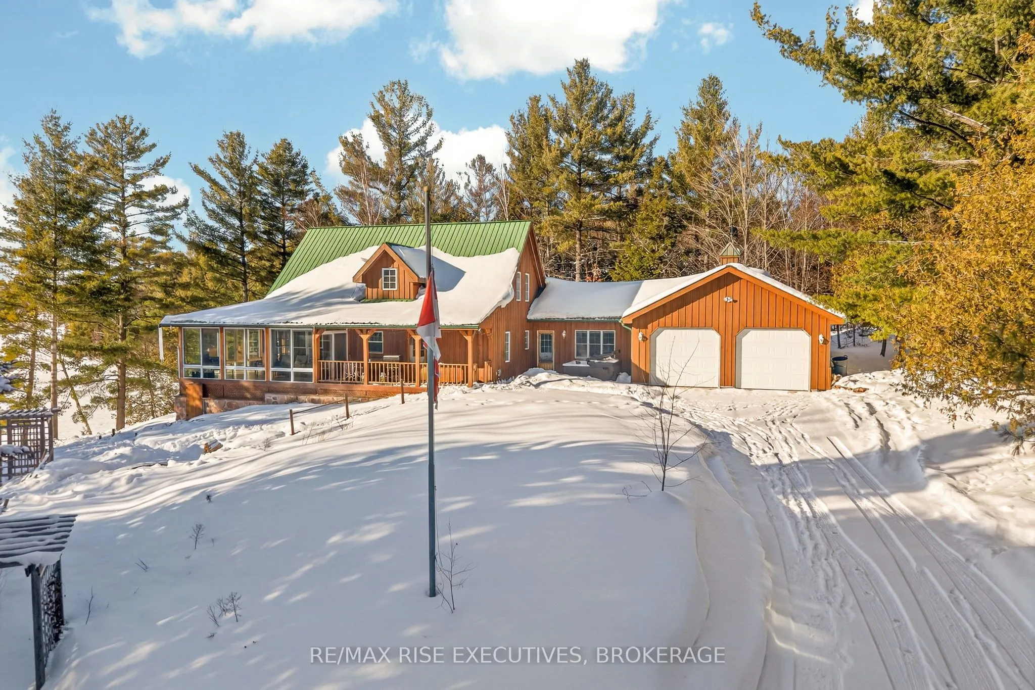 1093B Two Loon Lane