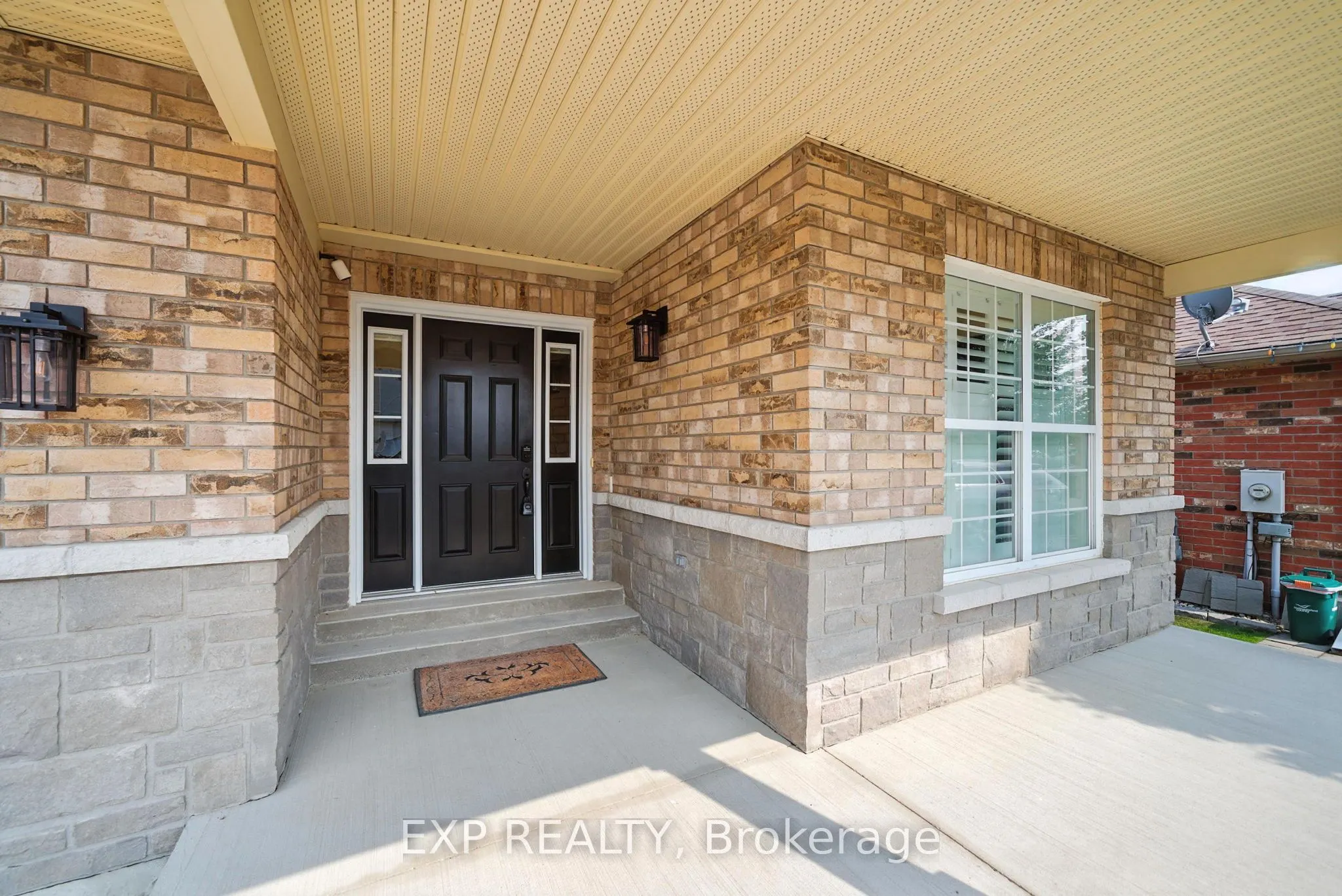 6 Cortland Way