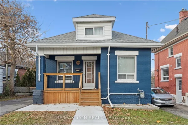 262 Madison Avenue S