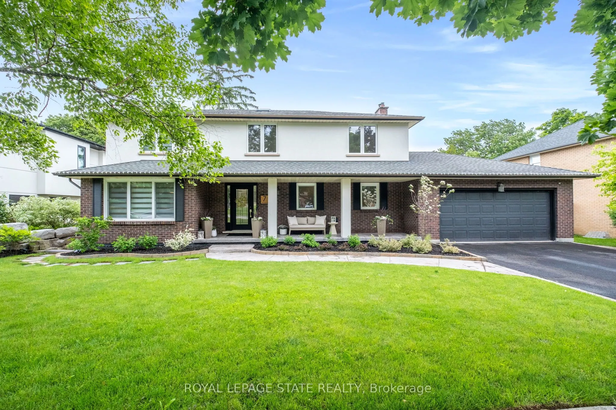 7 Carl Crescent