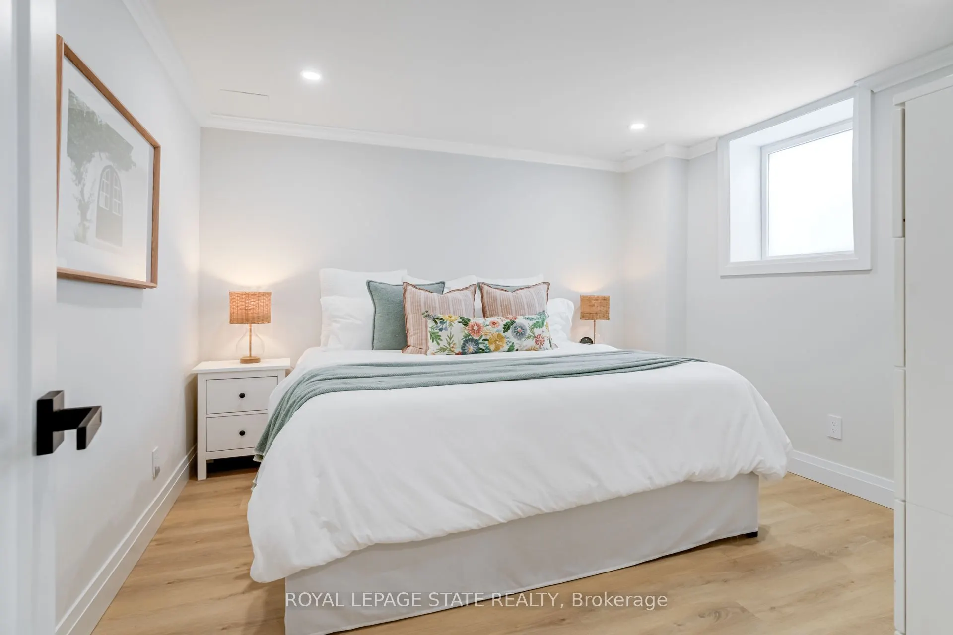 7 Carl Crescent