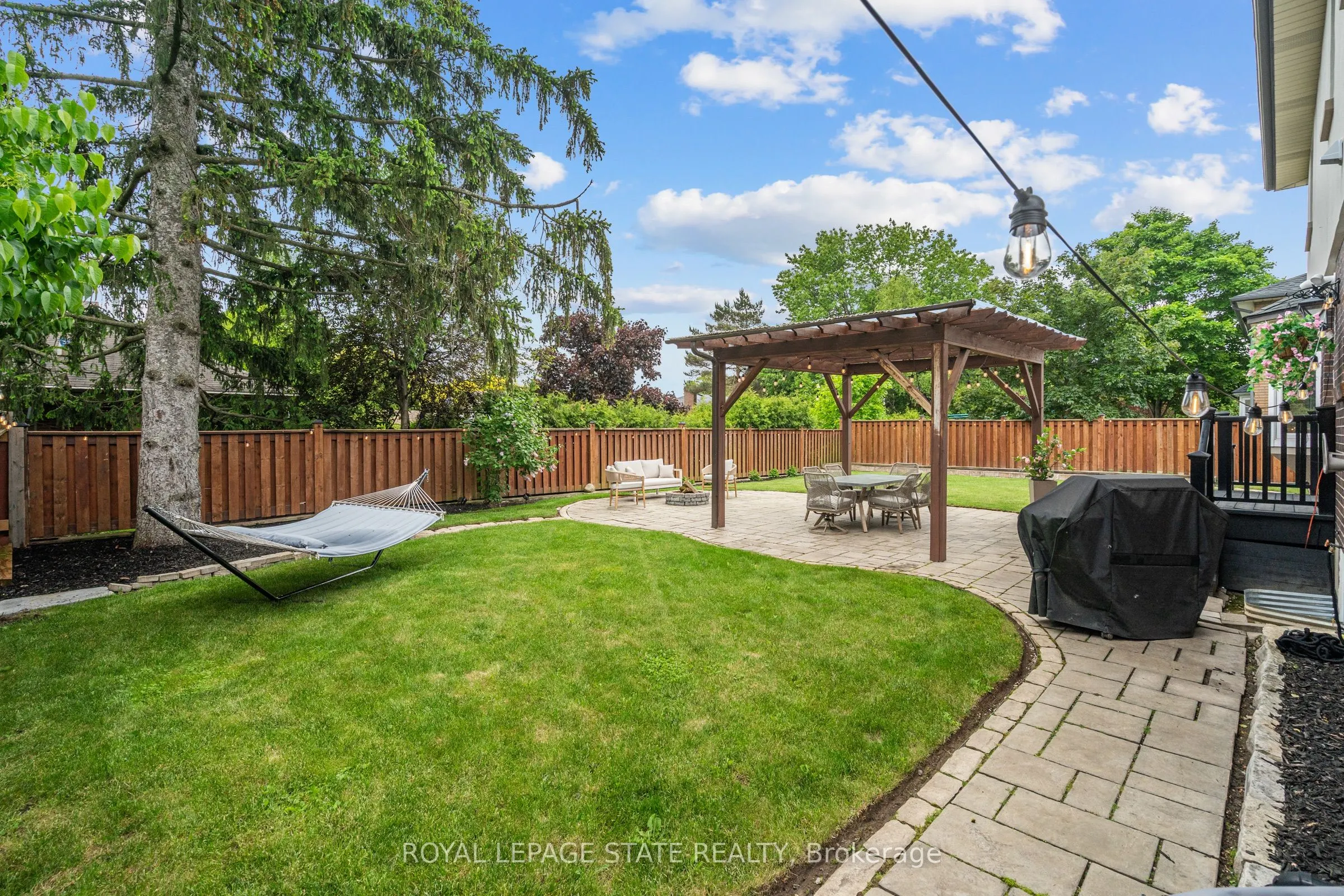 7 Carl Crescent