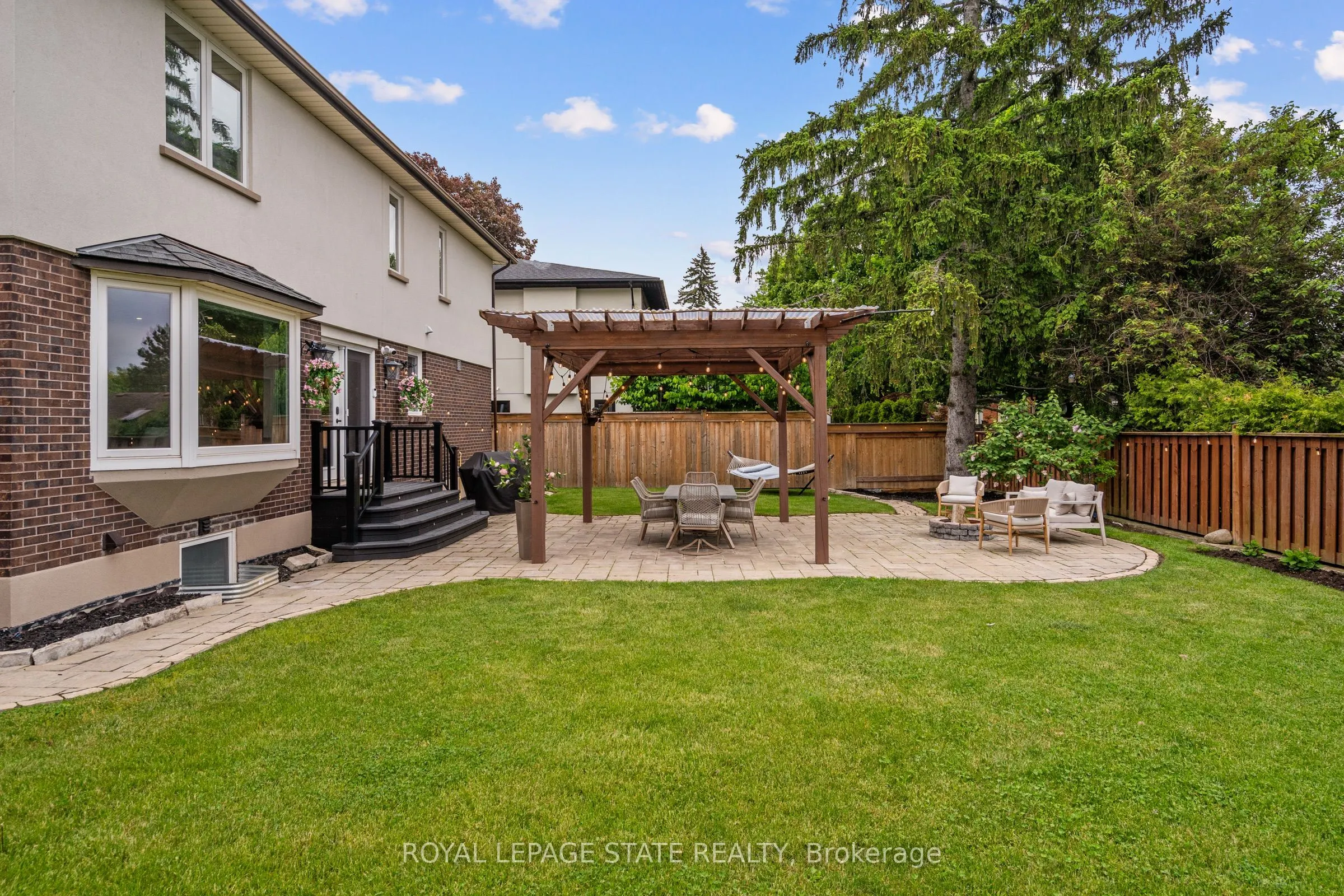 7 Carl Crescent