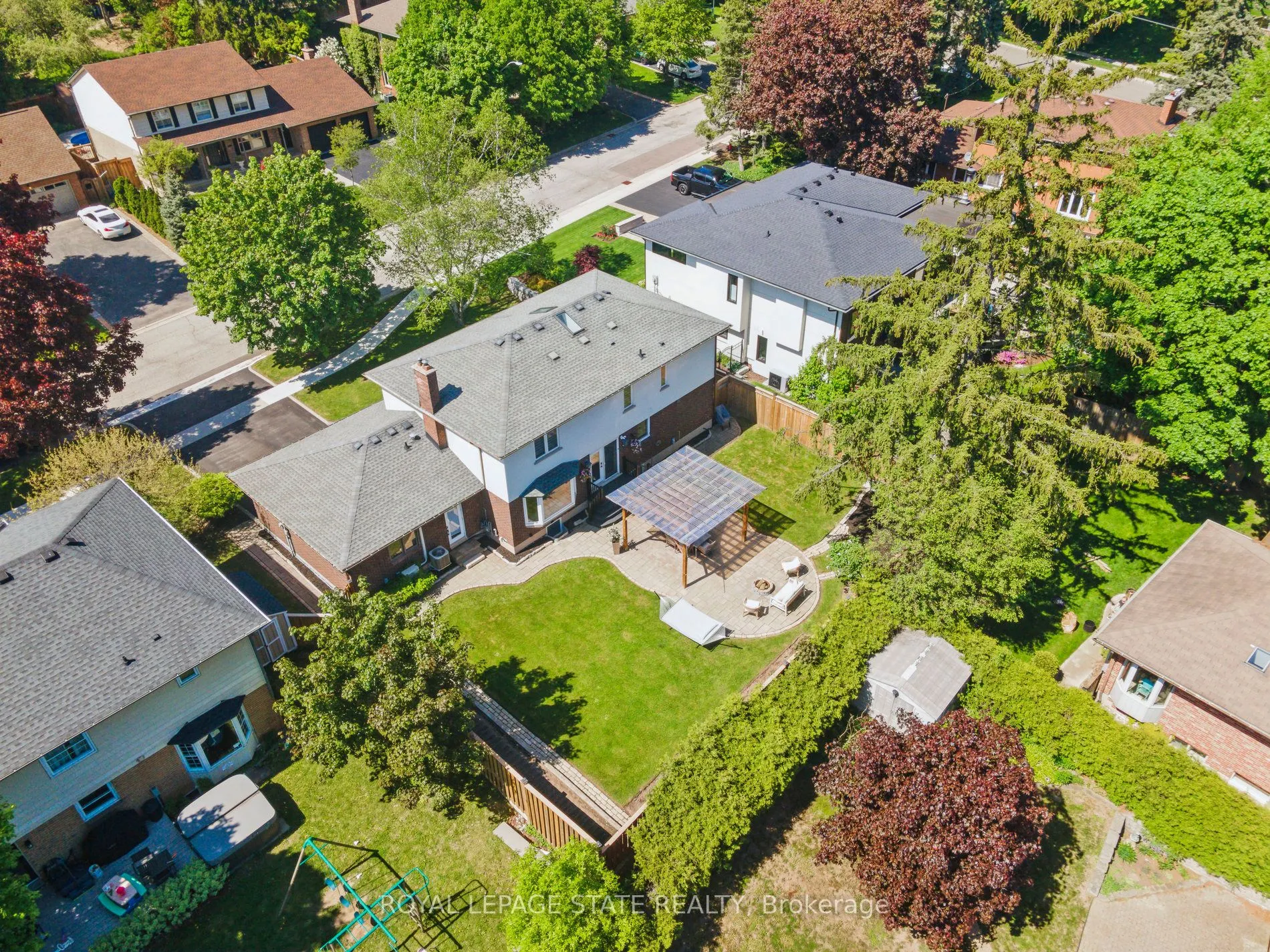 7 Carl Crescent