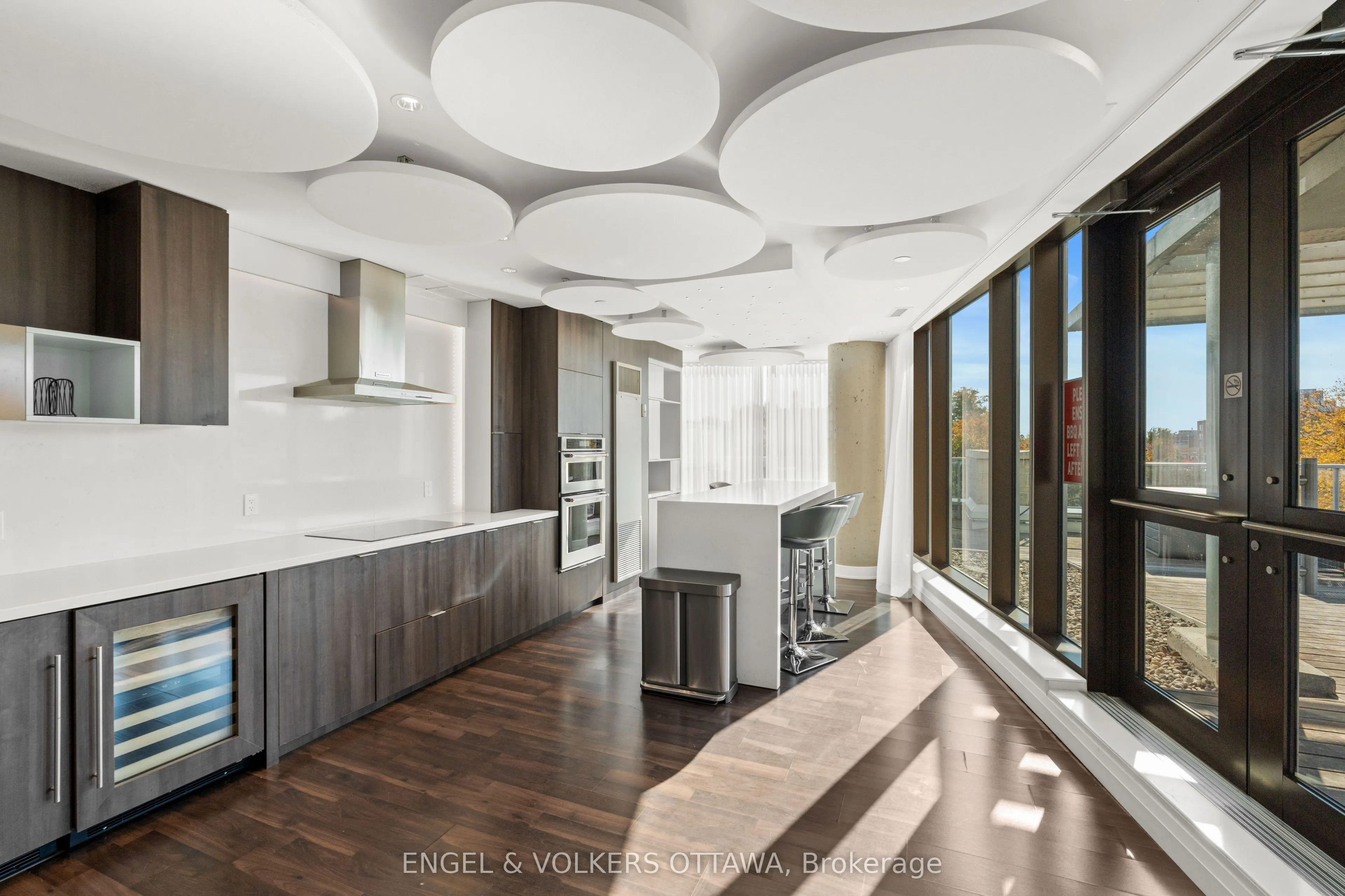 1035 Bank Street #110