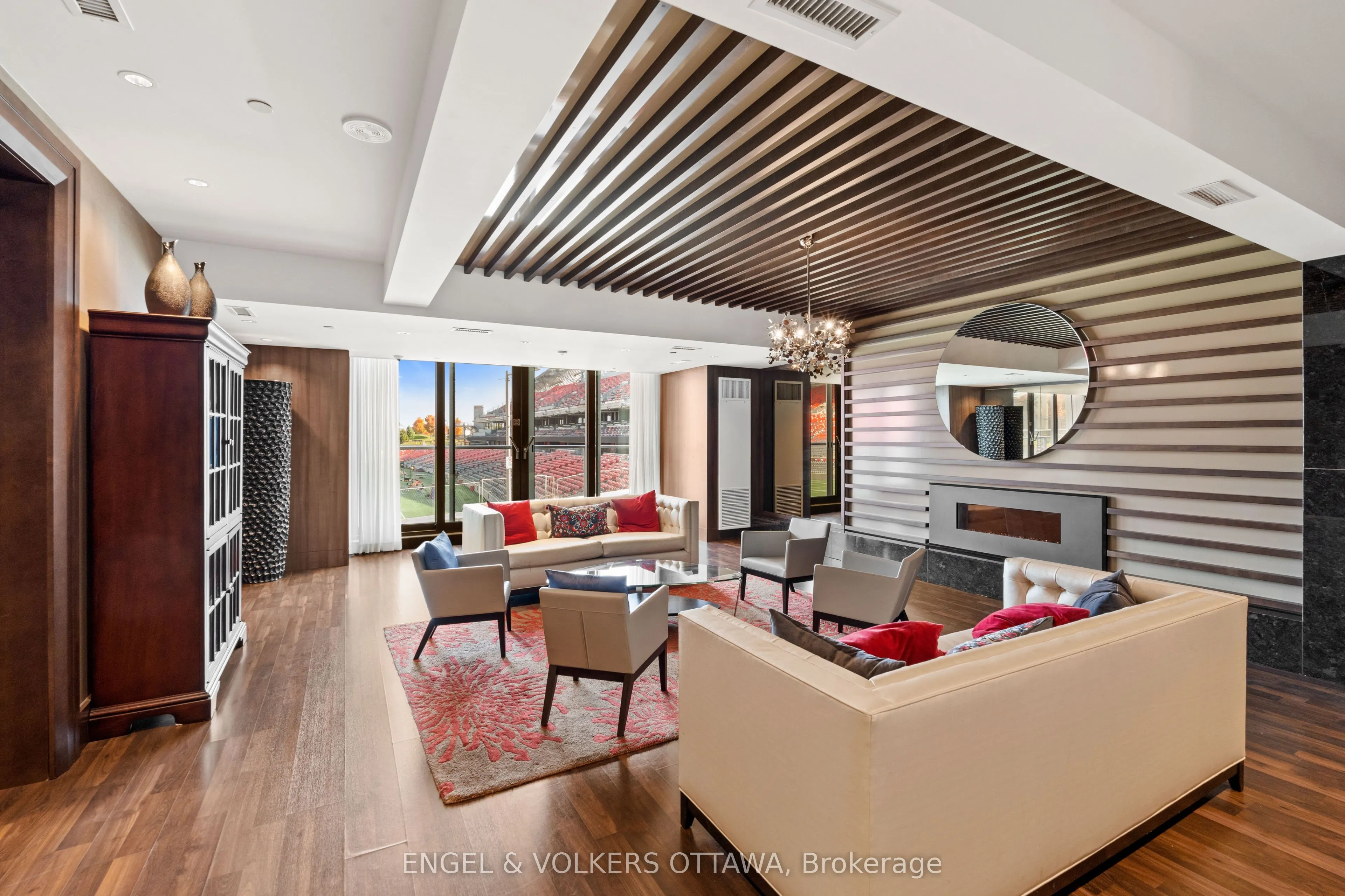 1035 Bank Street #110