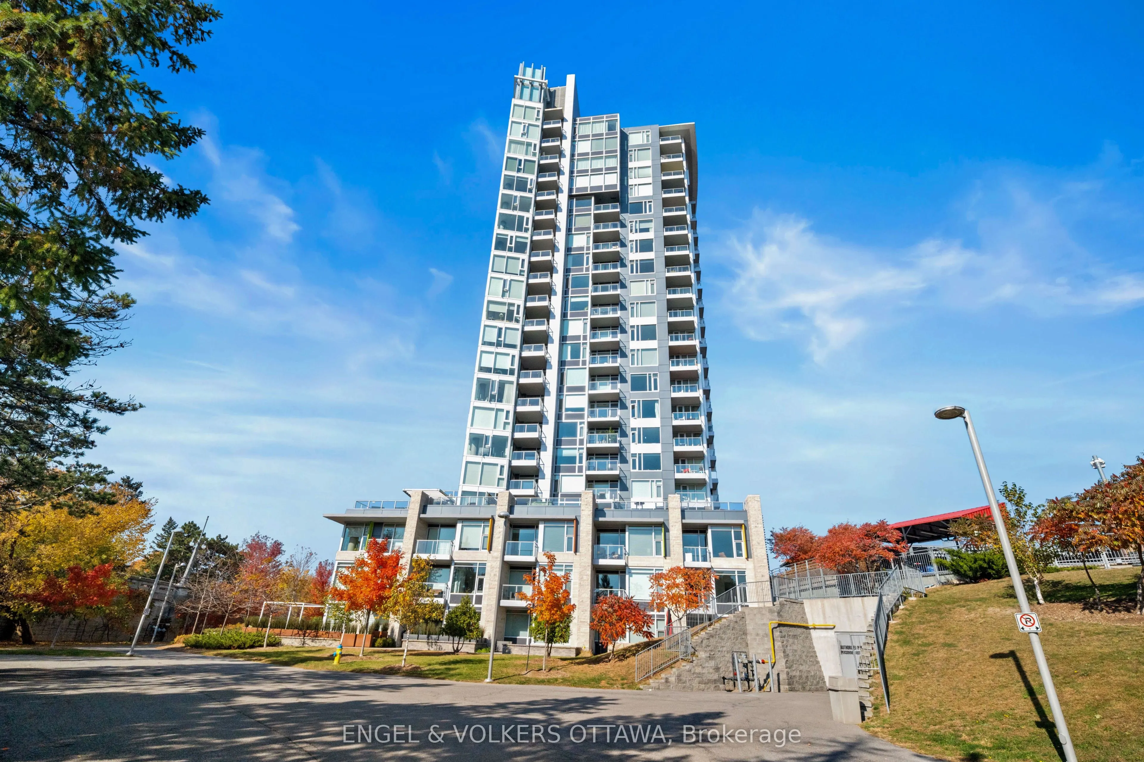 1035 Bank Street #110