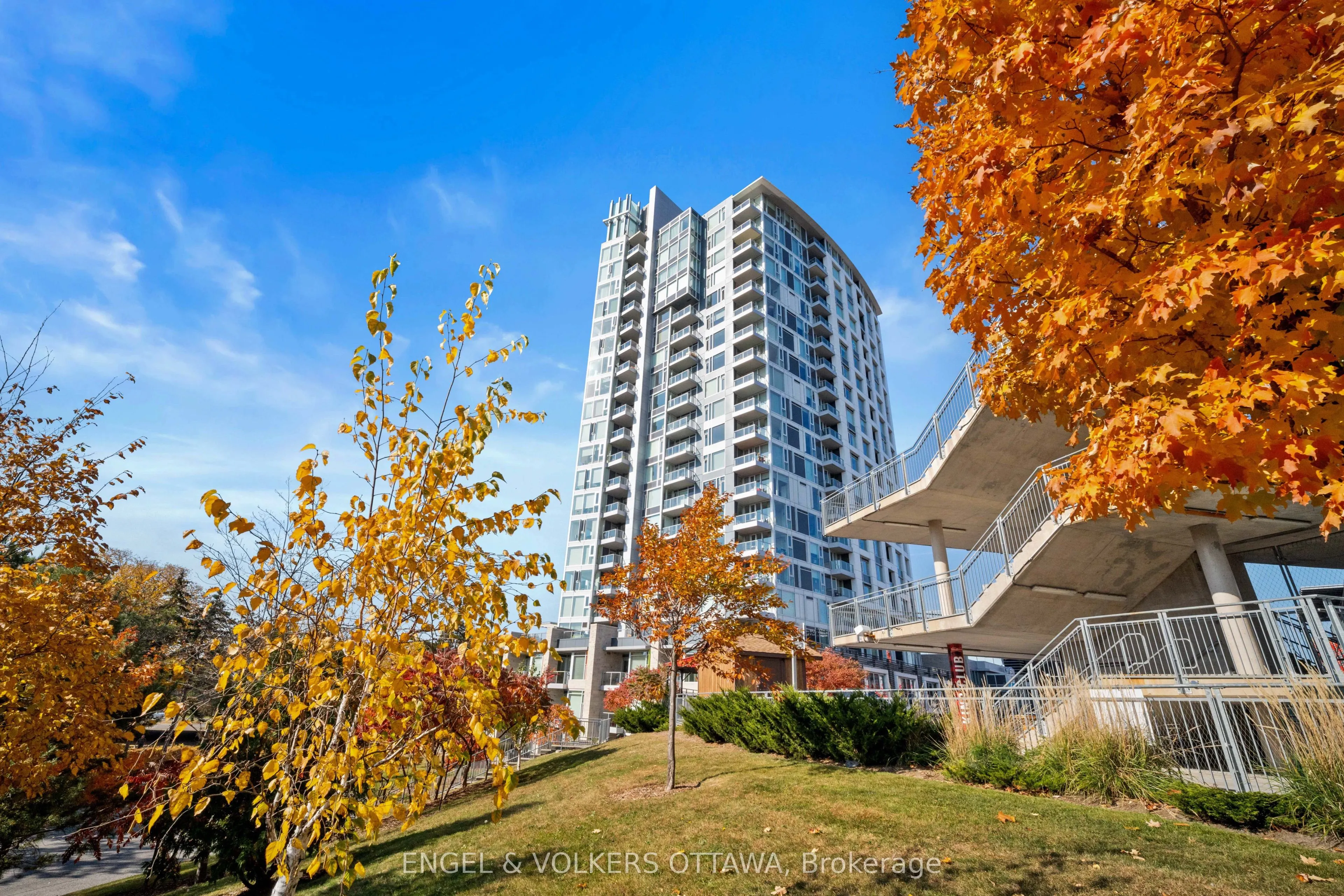 1035 Bank Street #110