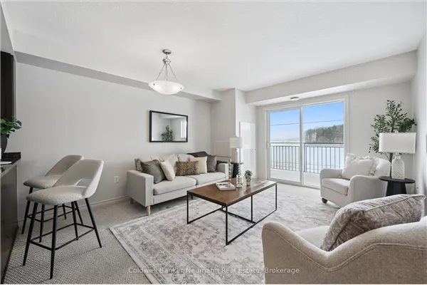 45 Kingsbury Square #406