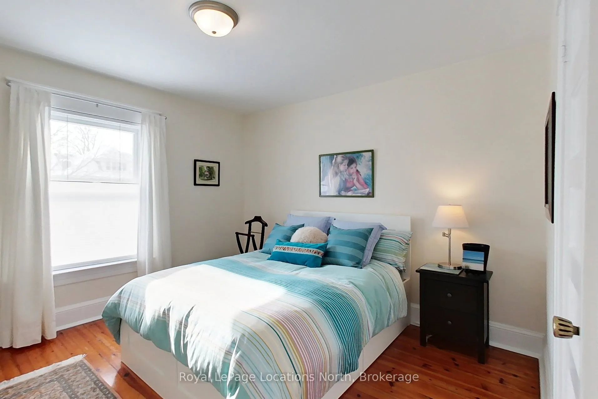 76 Trowbridge Street W