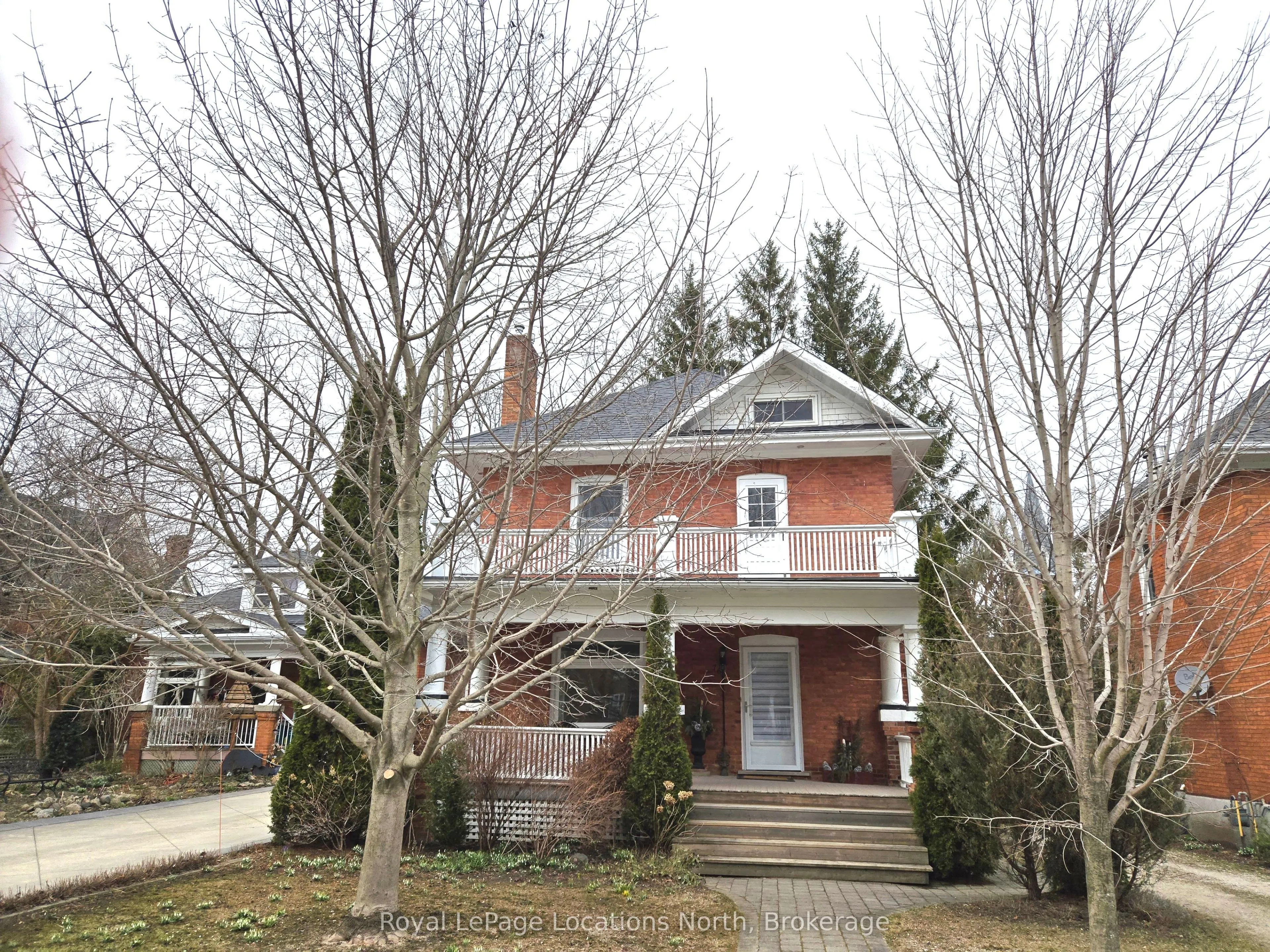 76 Trowbridge Street W