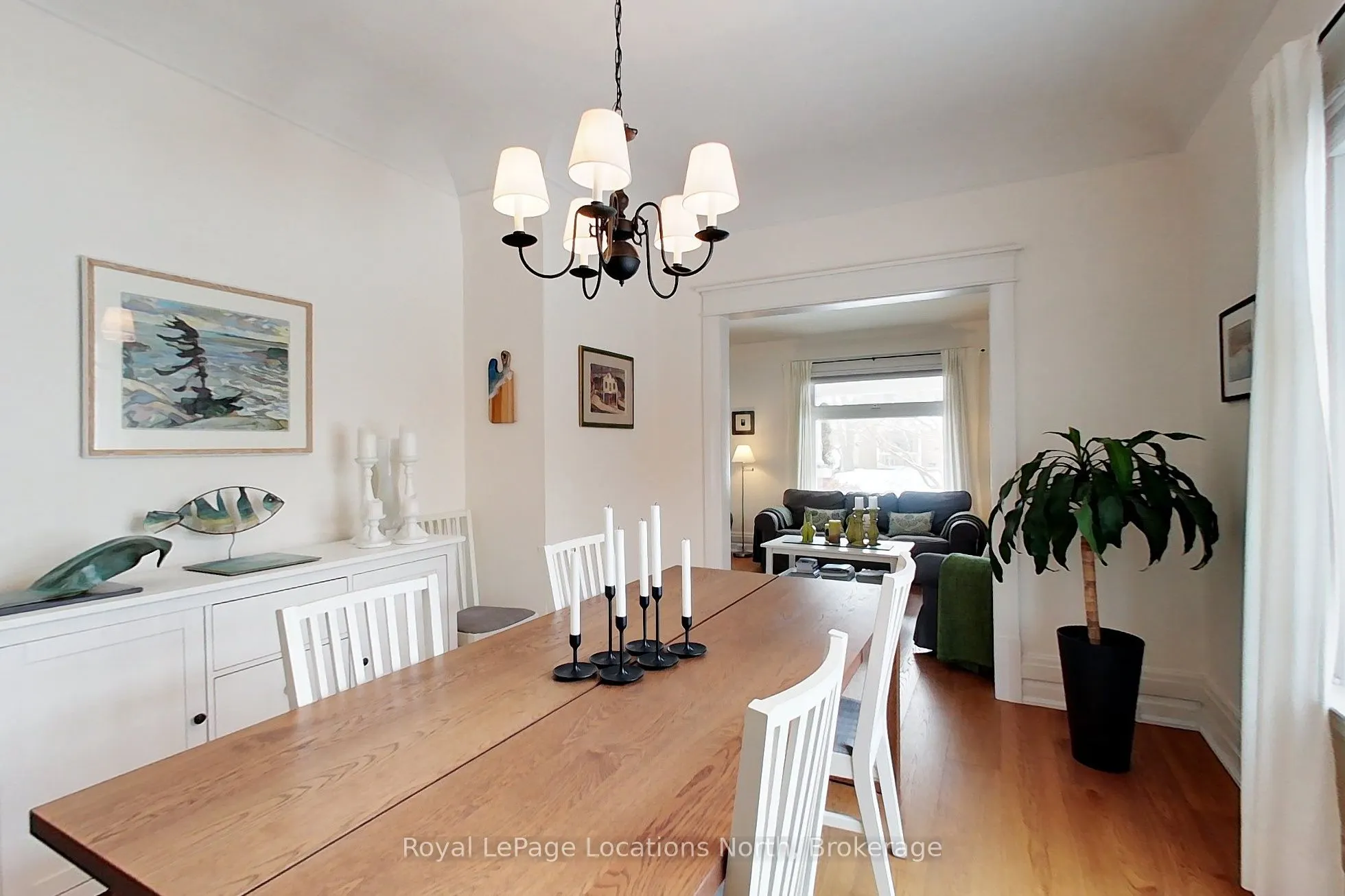 76 Trowbridge Street W