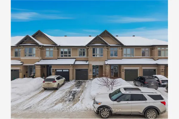 306 Rainrock Crescent