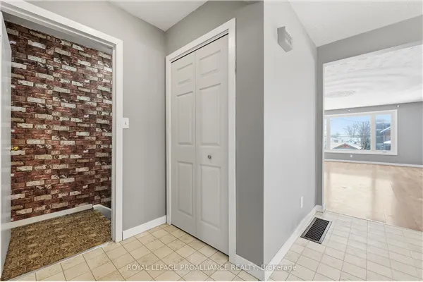 32 James Street W #B