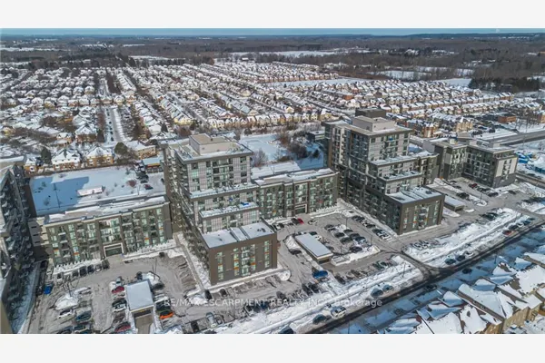 450 Dundas Street #327