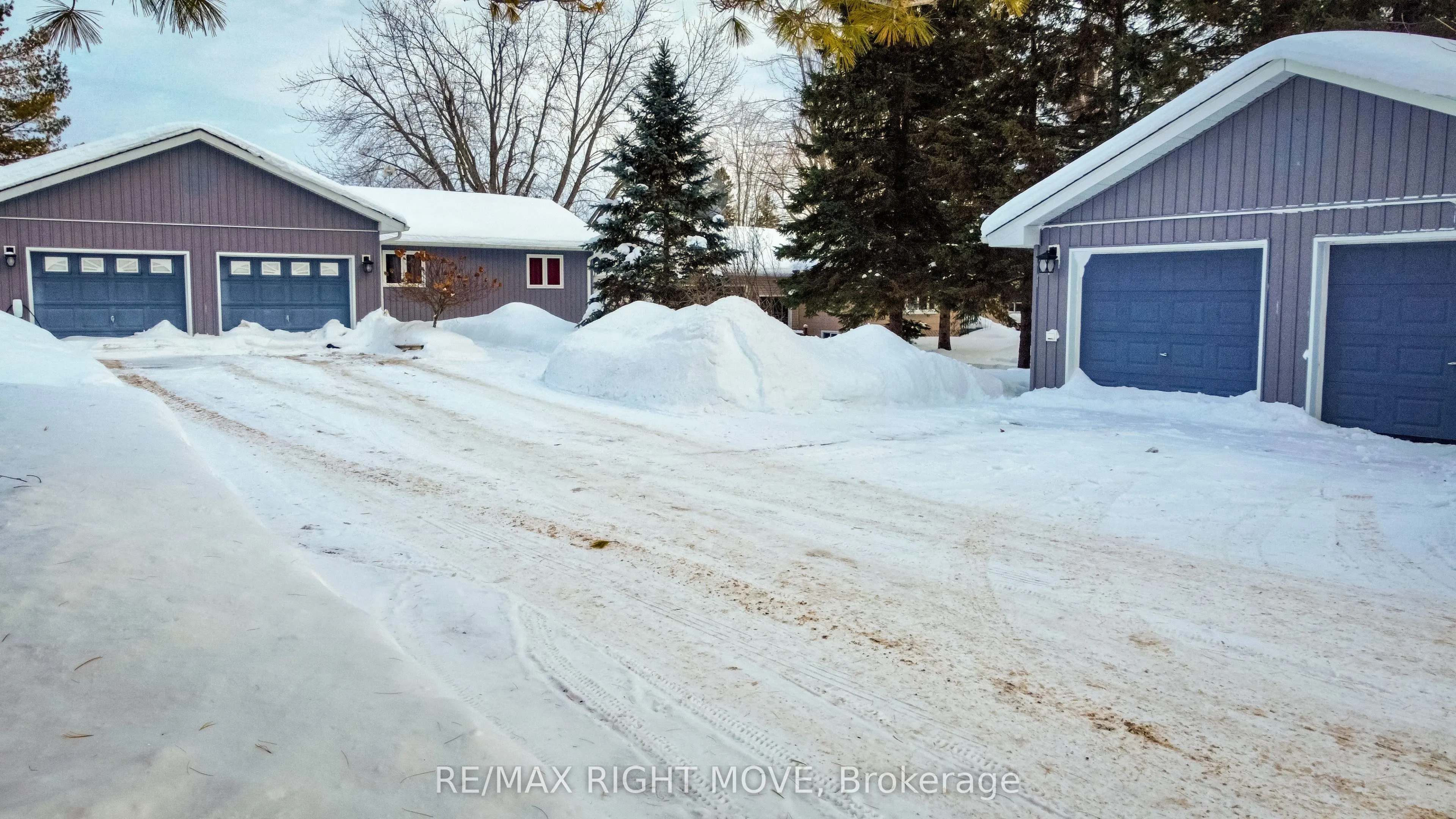 35 Cedar Bay Road