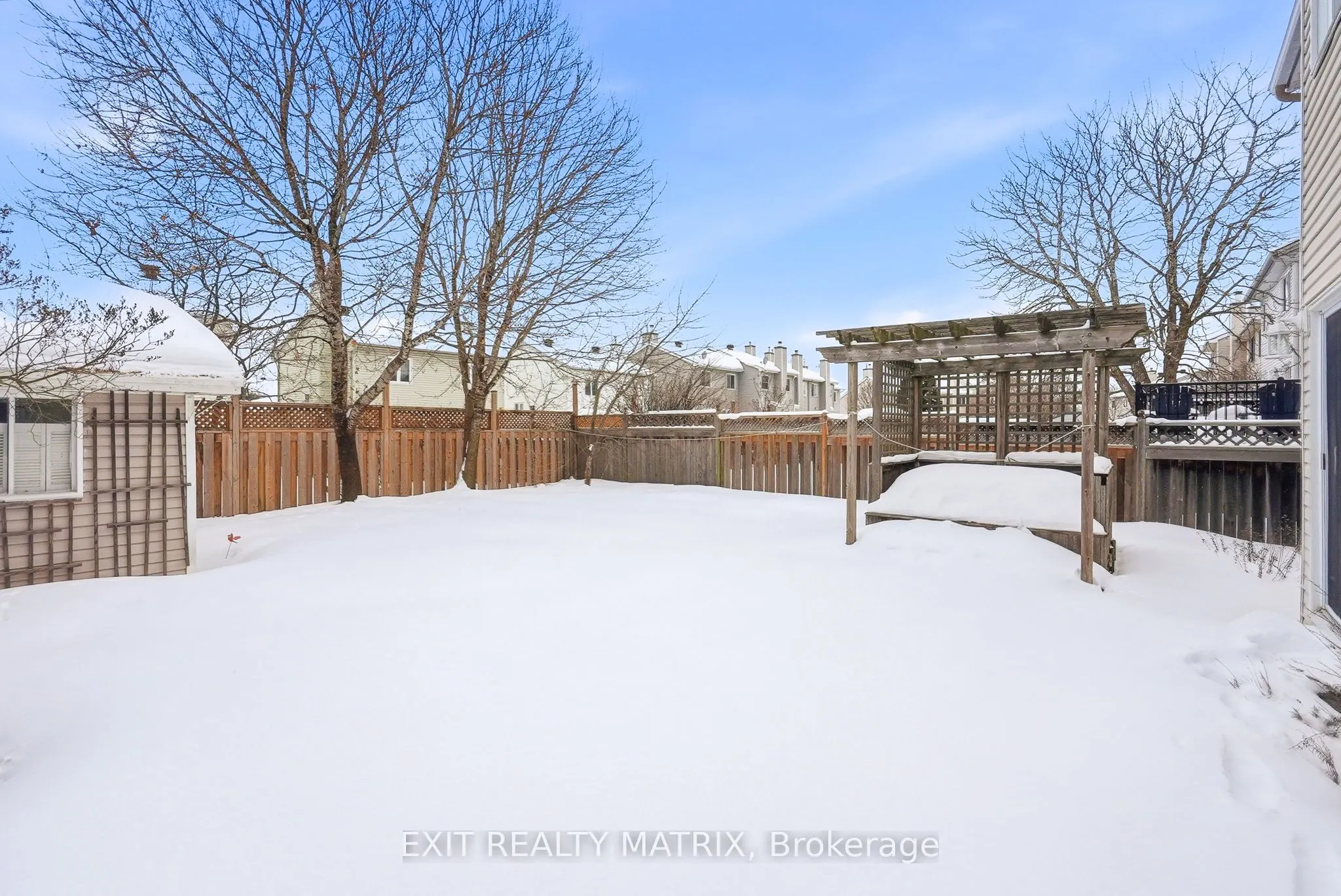 727 Brome Crescent