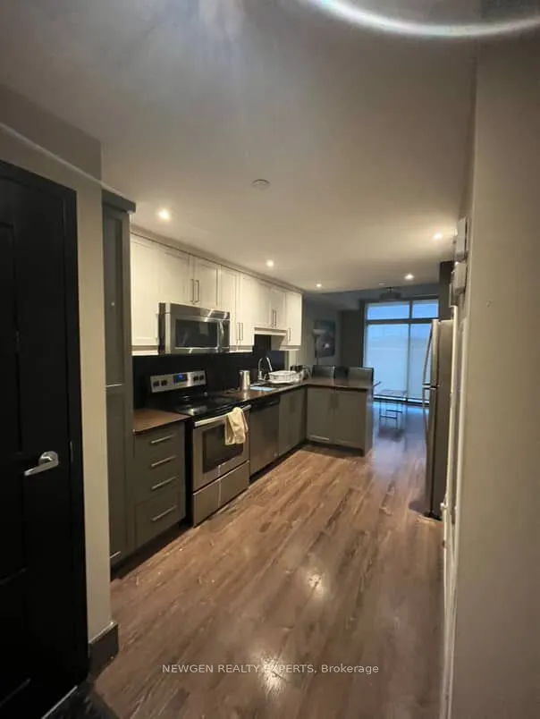 330 Phillip Street #N206
