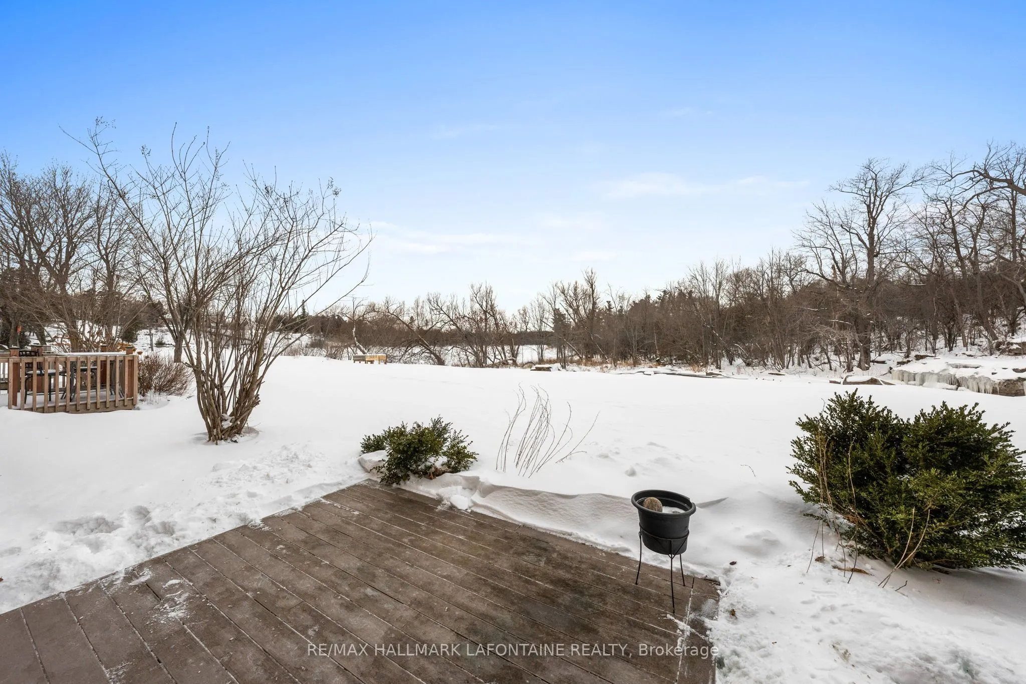 1 Rosamond Street E #107