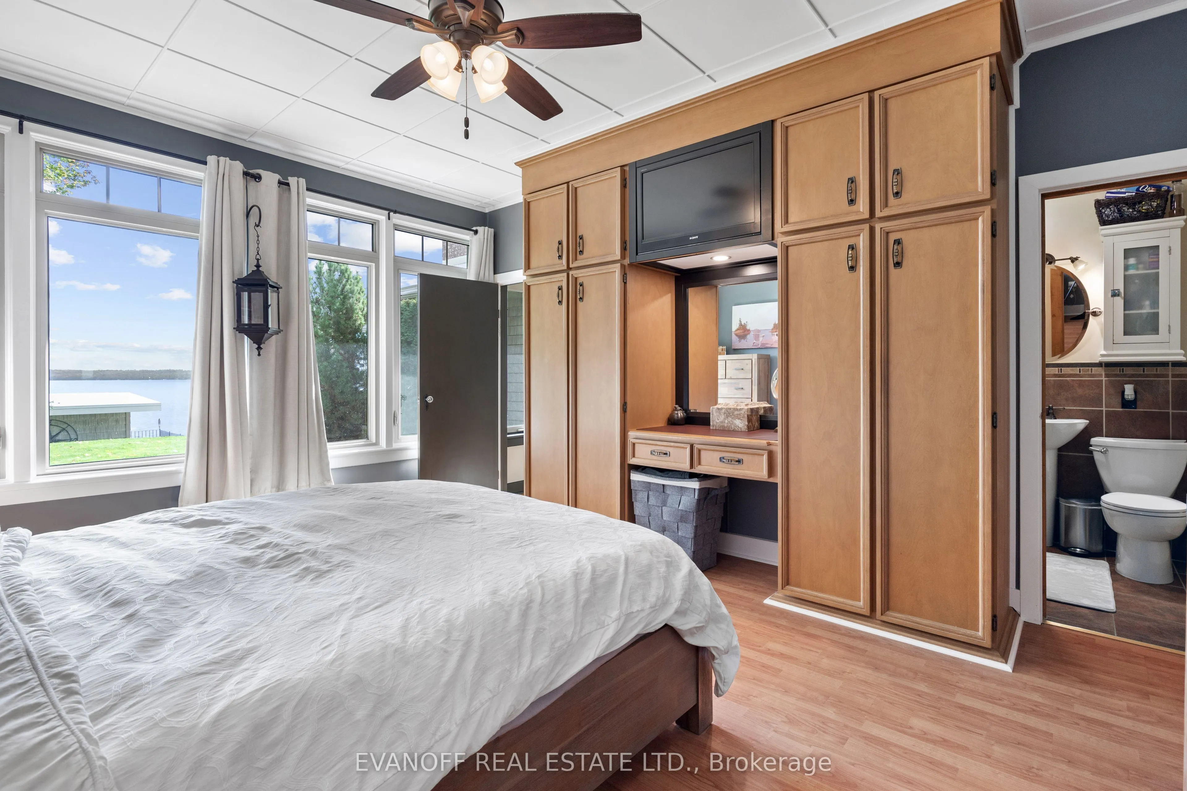 20 Lakeview Park Road