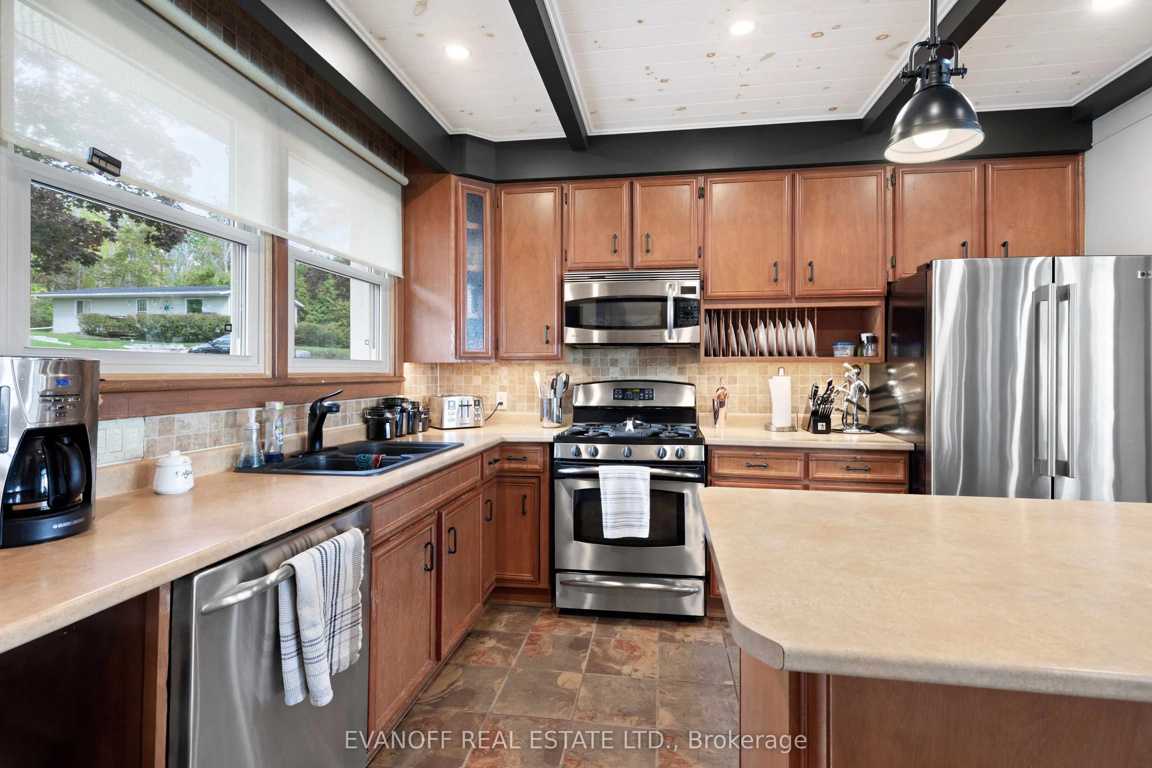 20 Lakeview Park Road