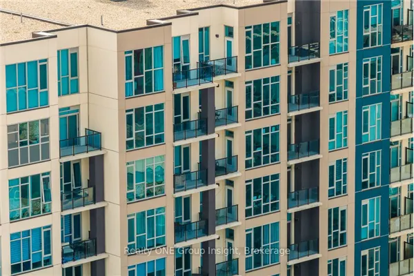 16 Concord Place #705