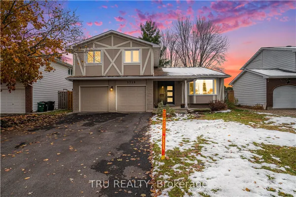 1719 Meadowview Crescent N