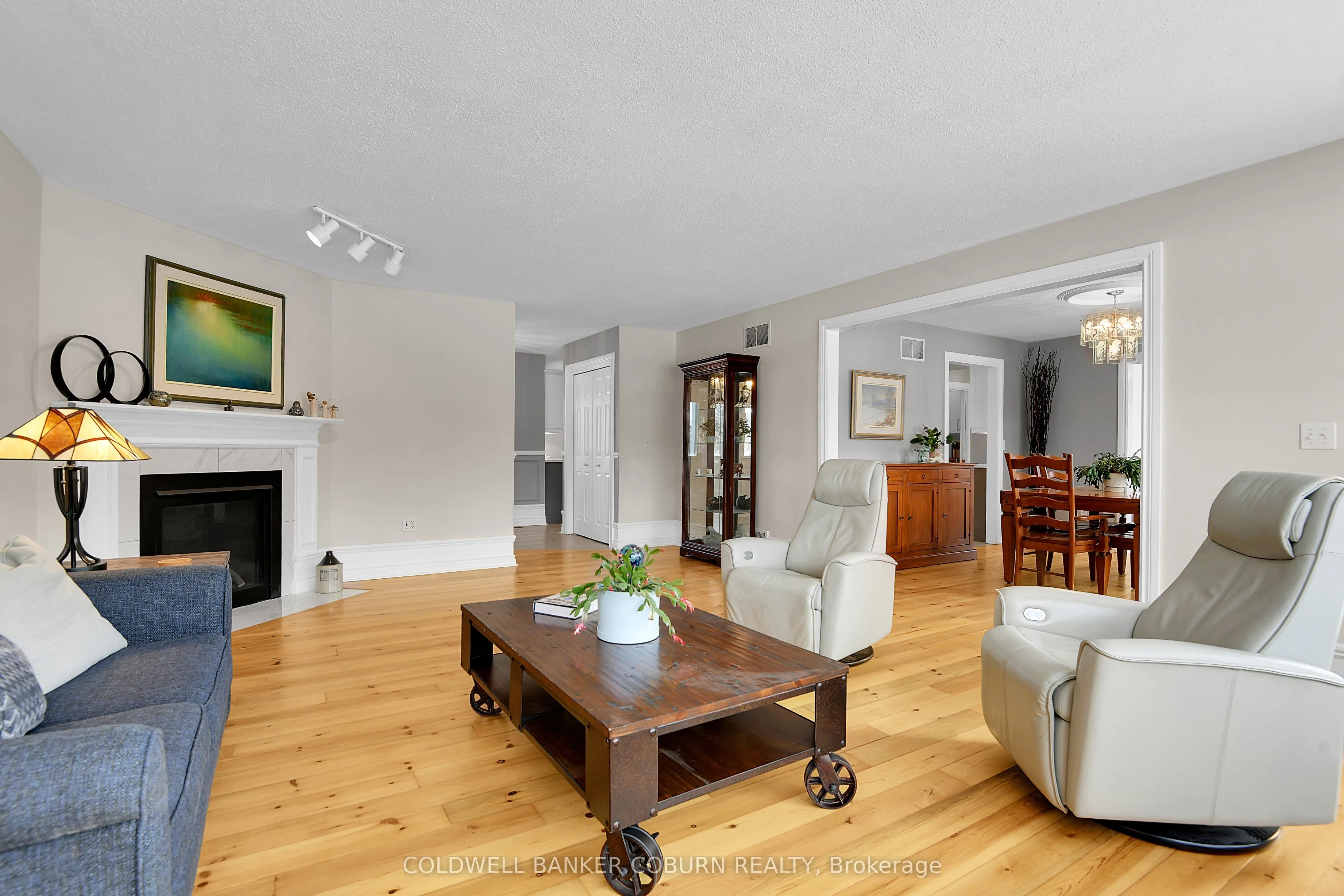 11 Kimberly Avenue