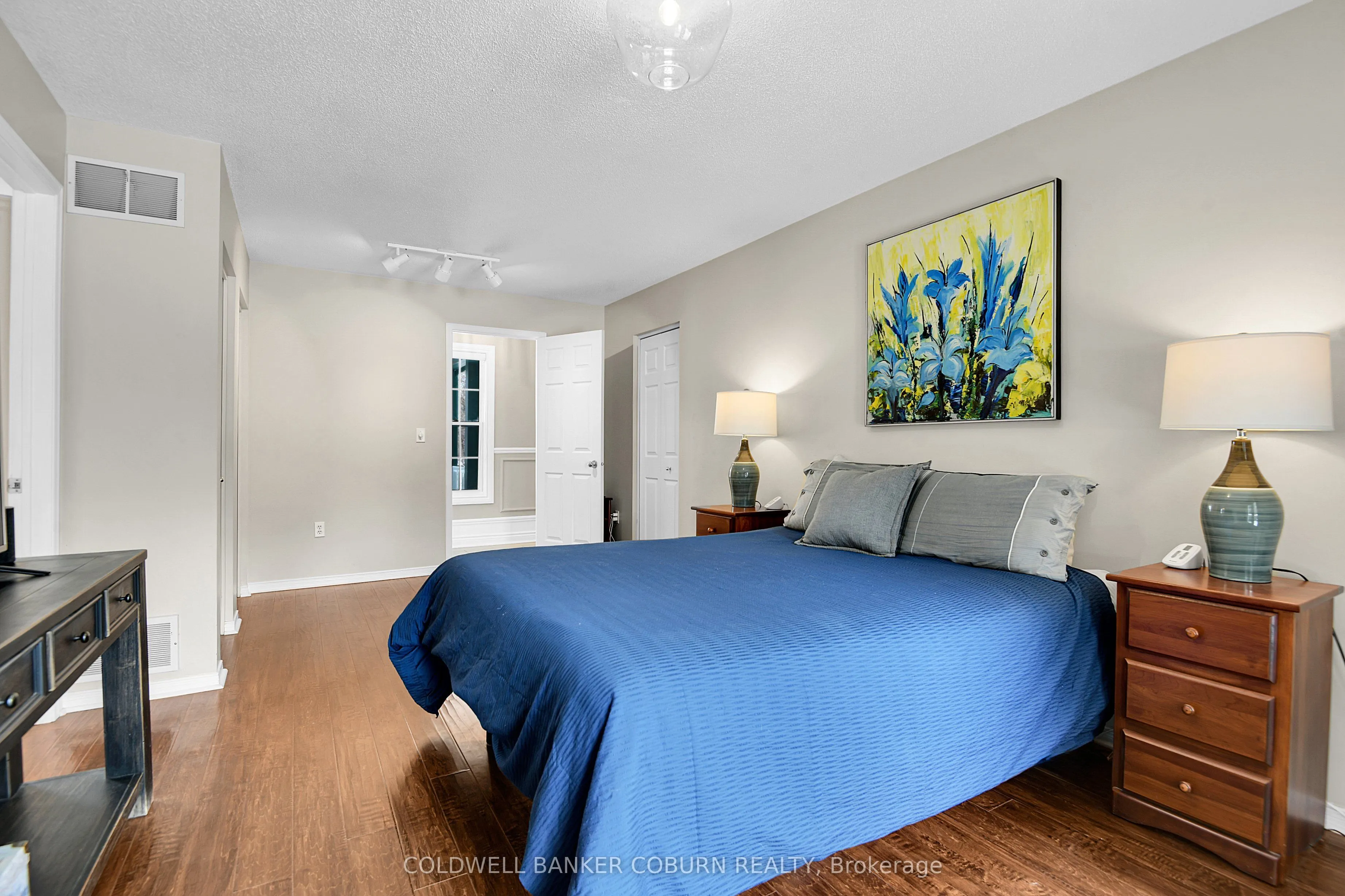 11 Kimberly Avenue