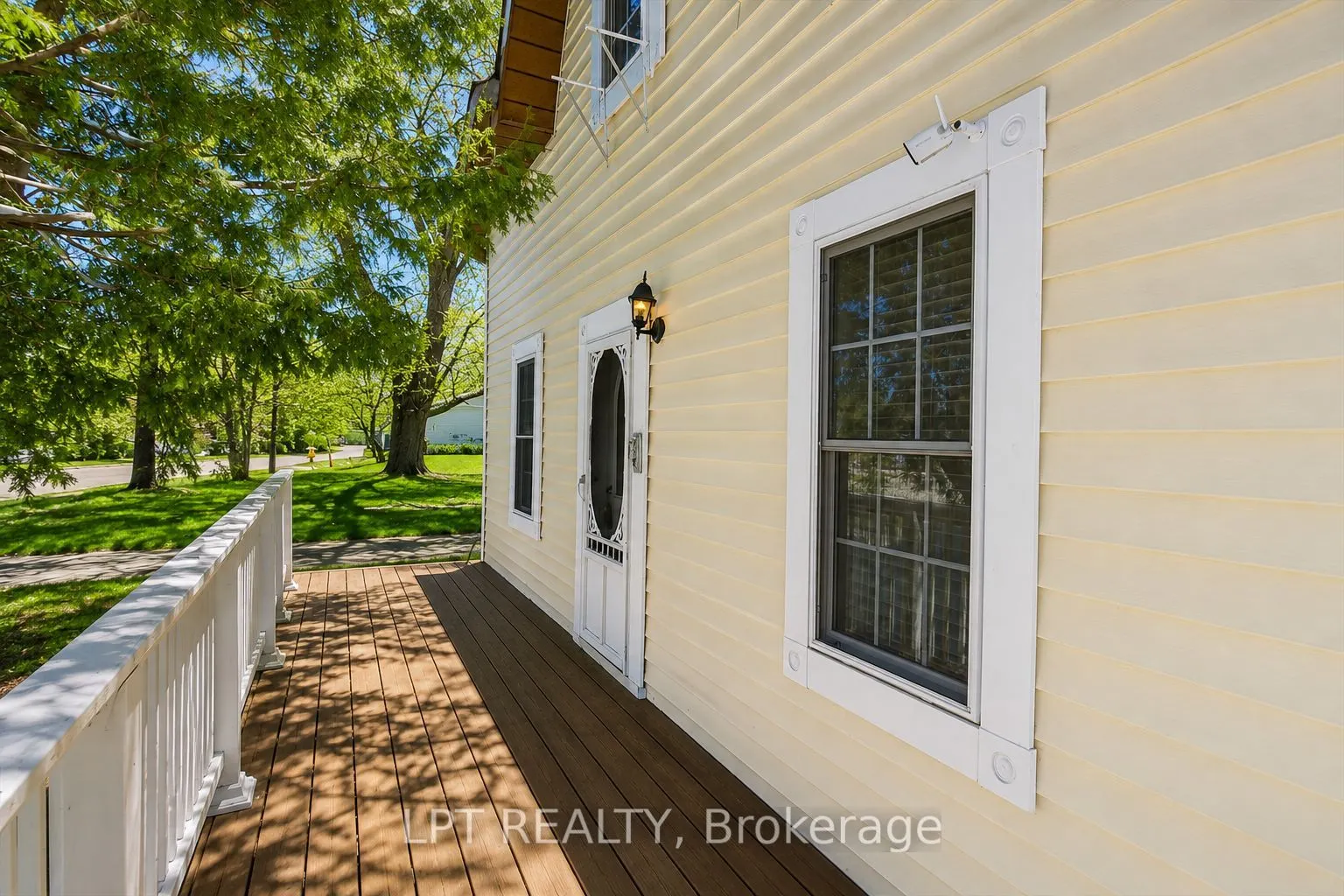 3472 Monck Road