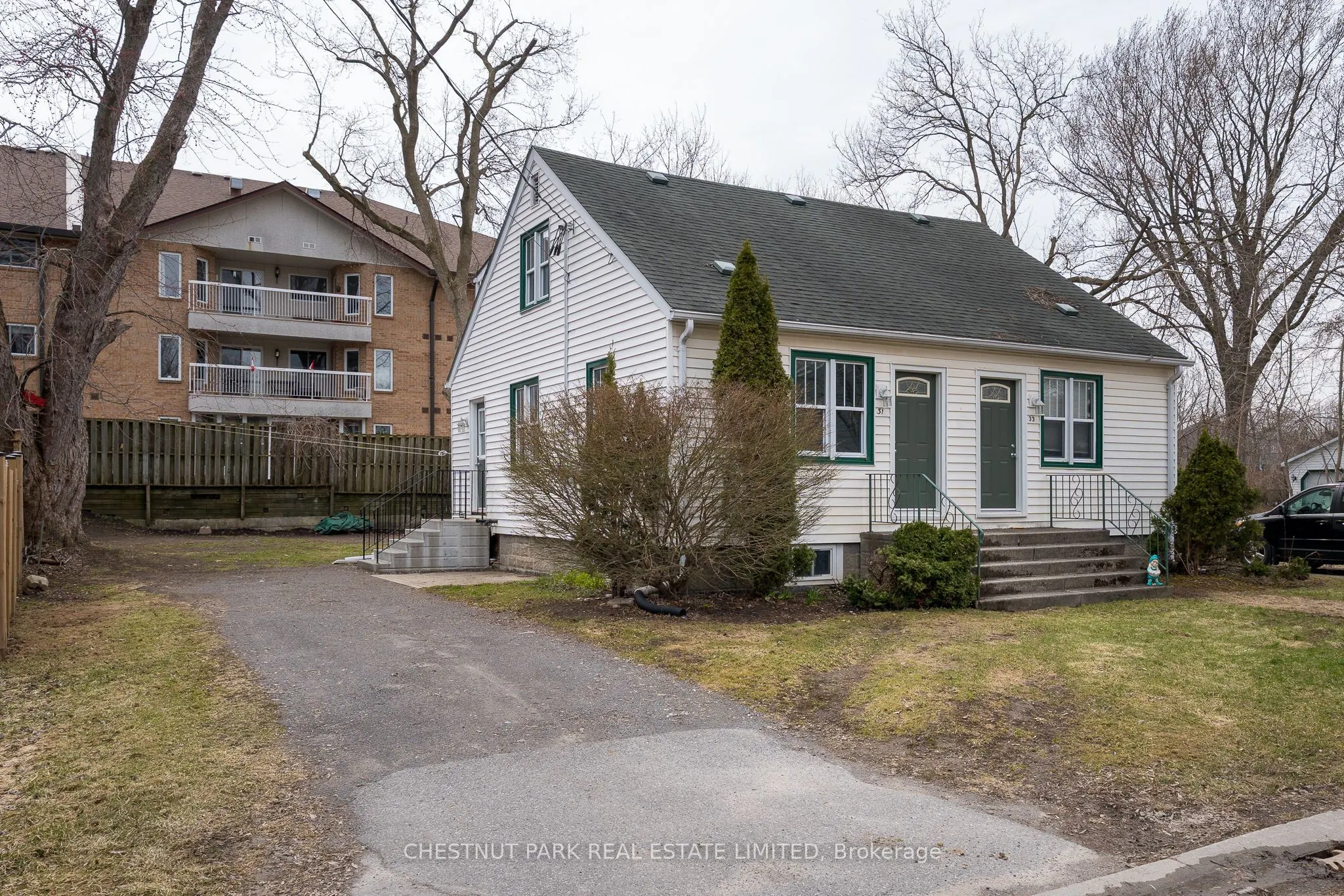 31-33 Washburn Street