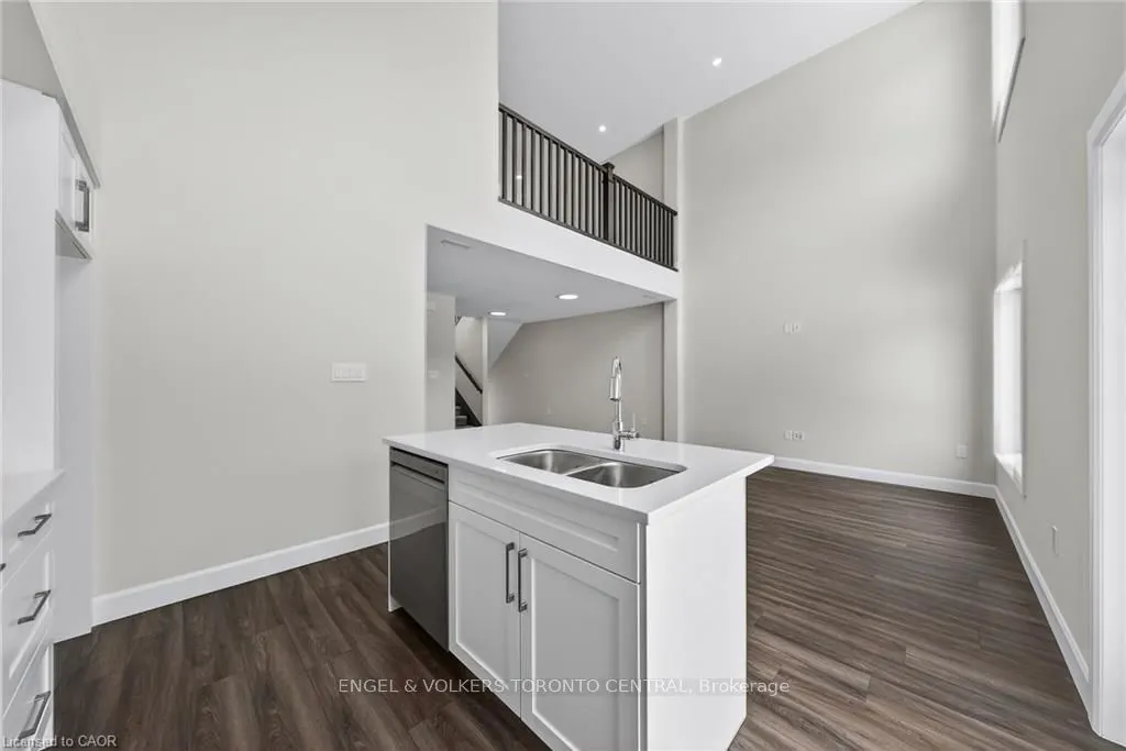 3202 Vivian Line #45
