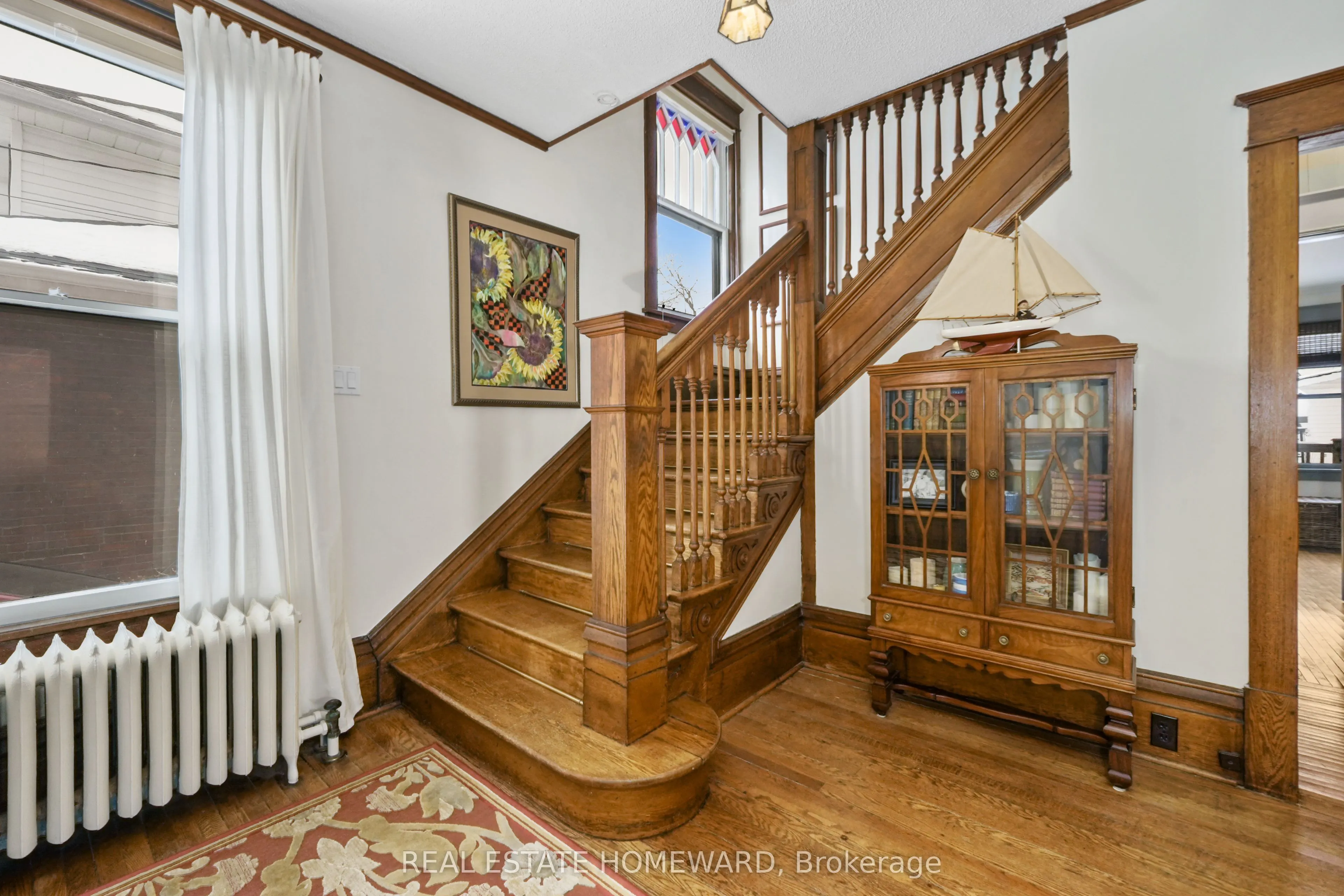 96 James Street W