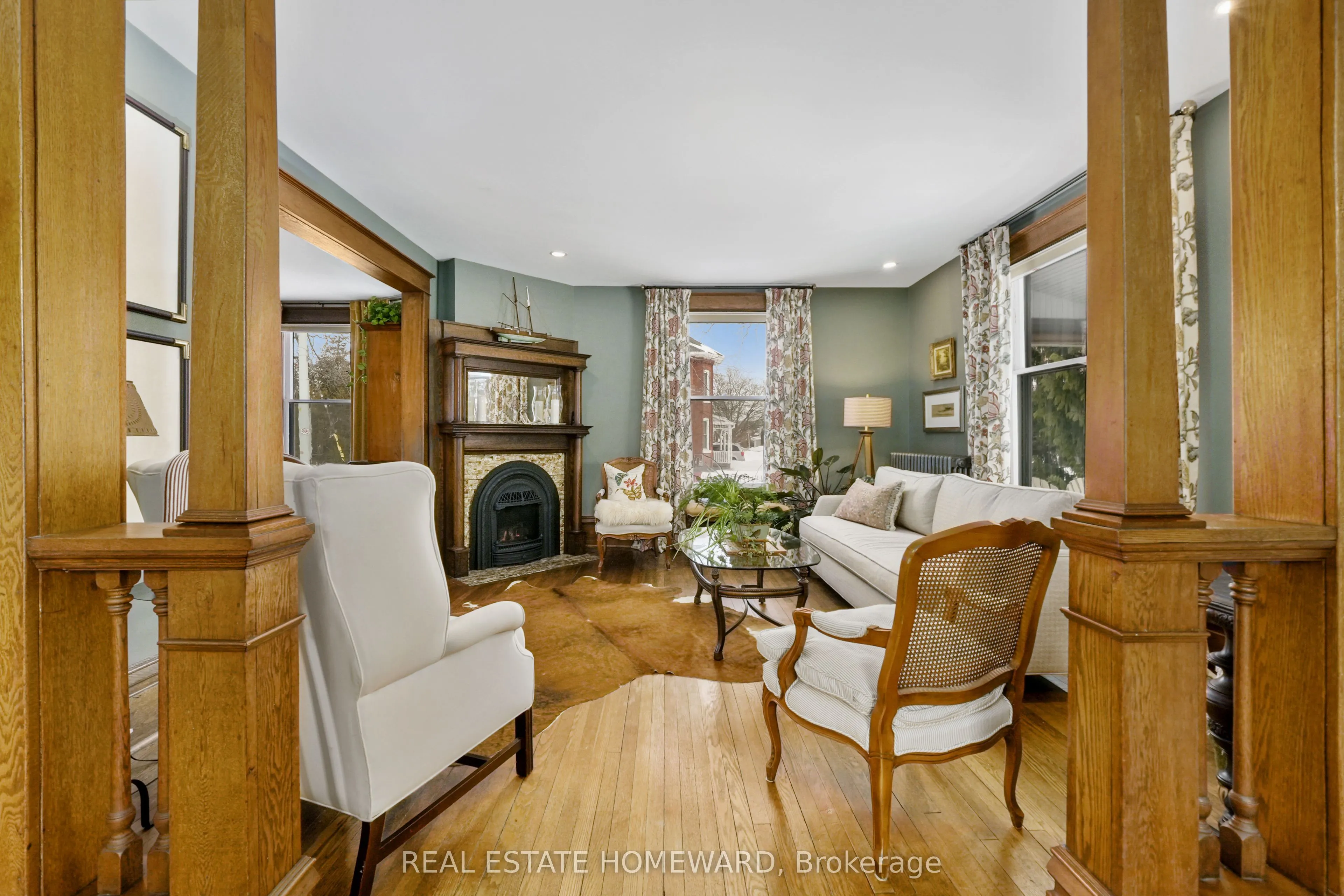 96 James Street W