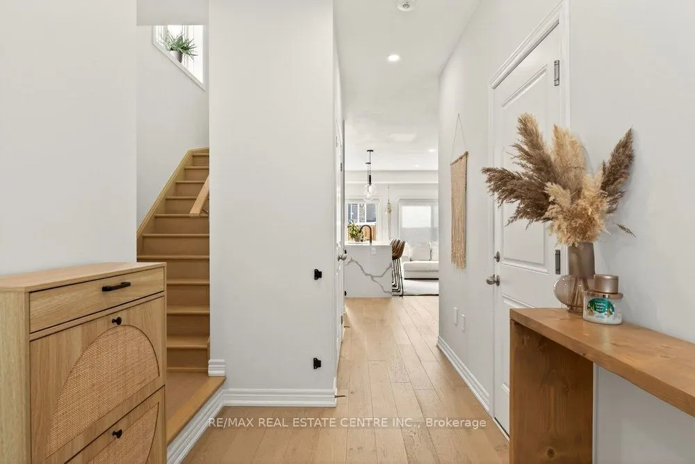 74 Bobolink Road