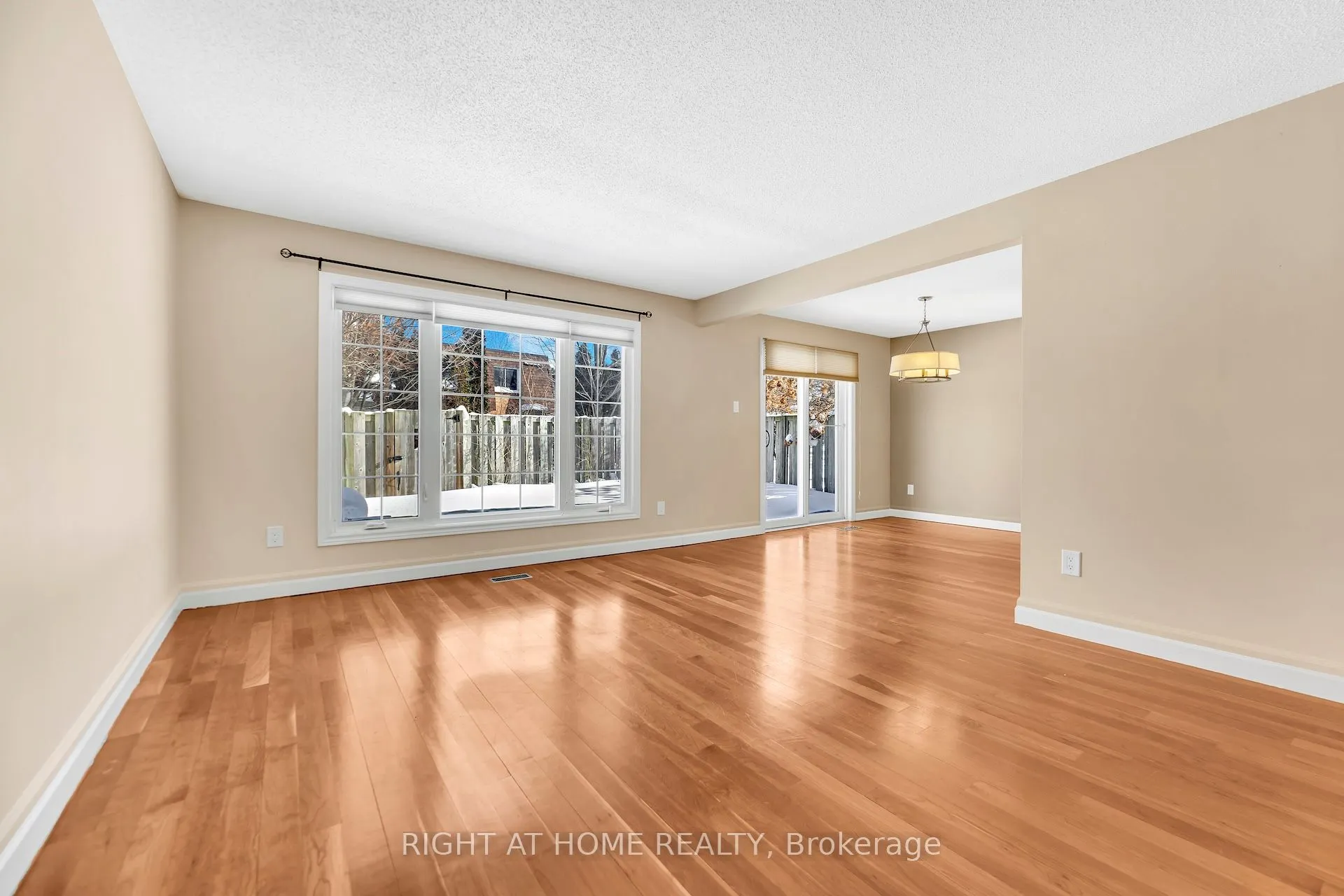 104 Woodlawn Road E #3