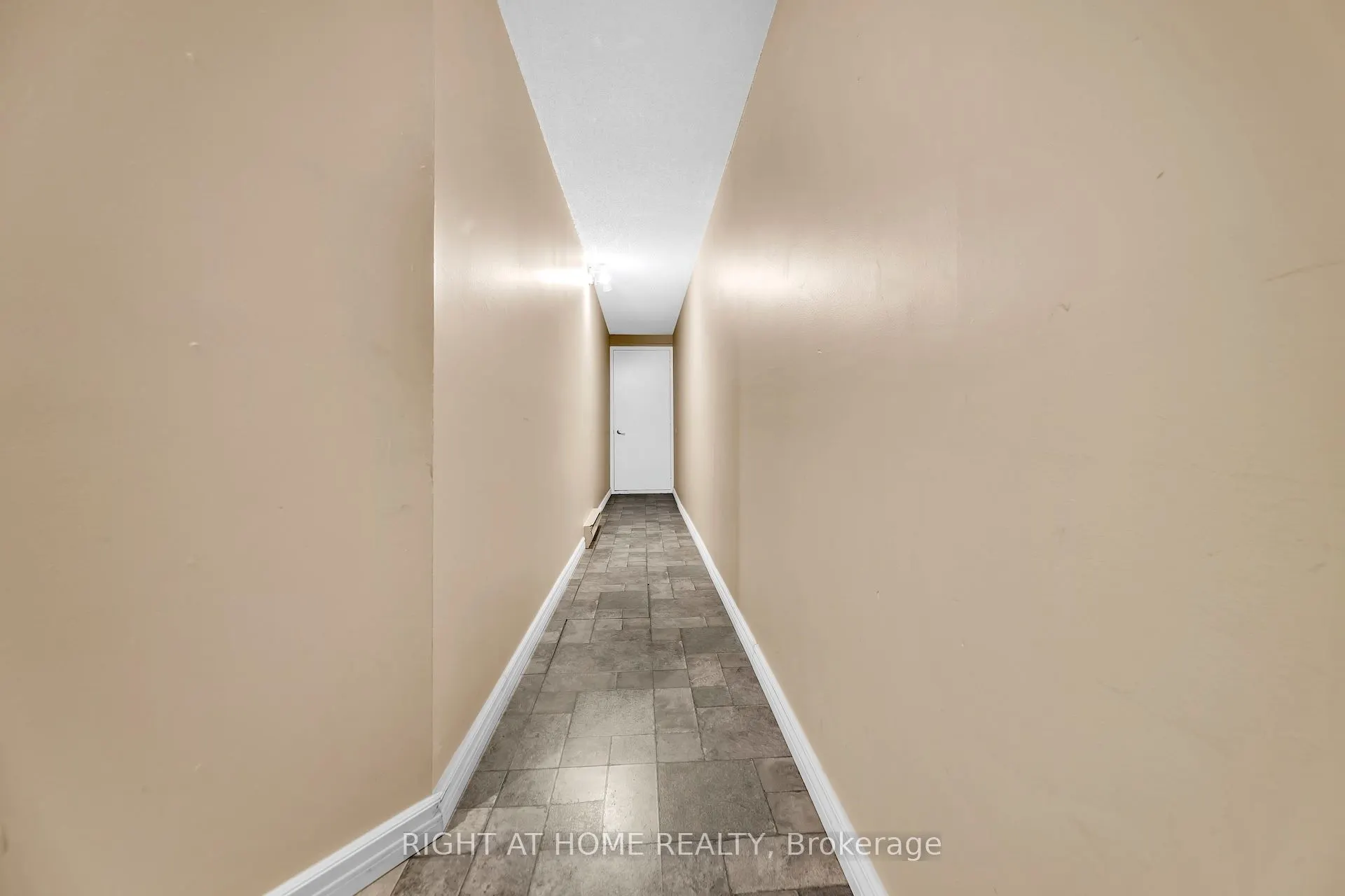 104 Woodlawn Road E #3