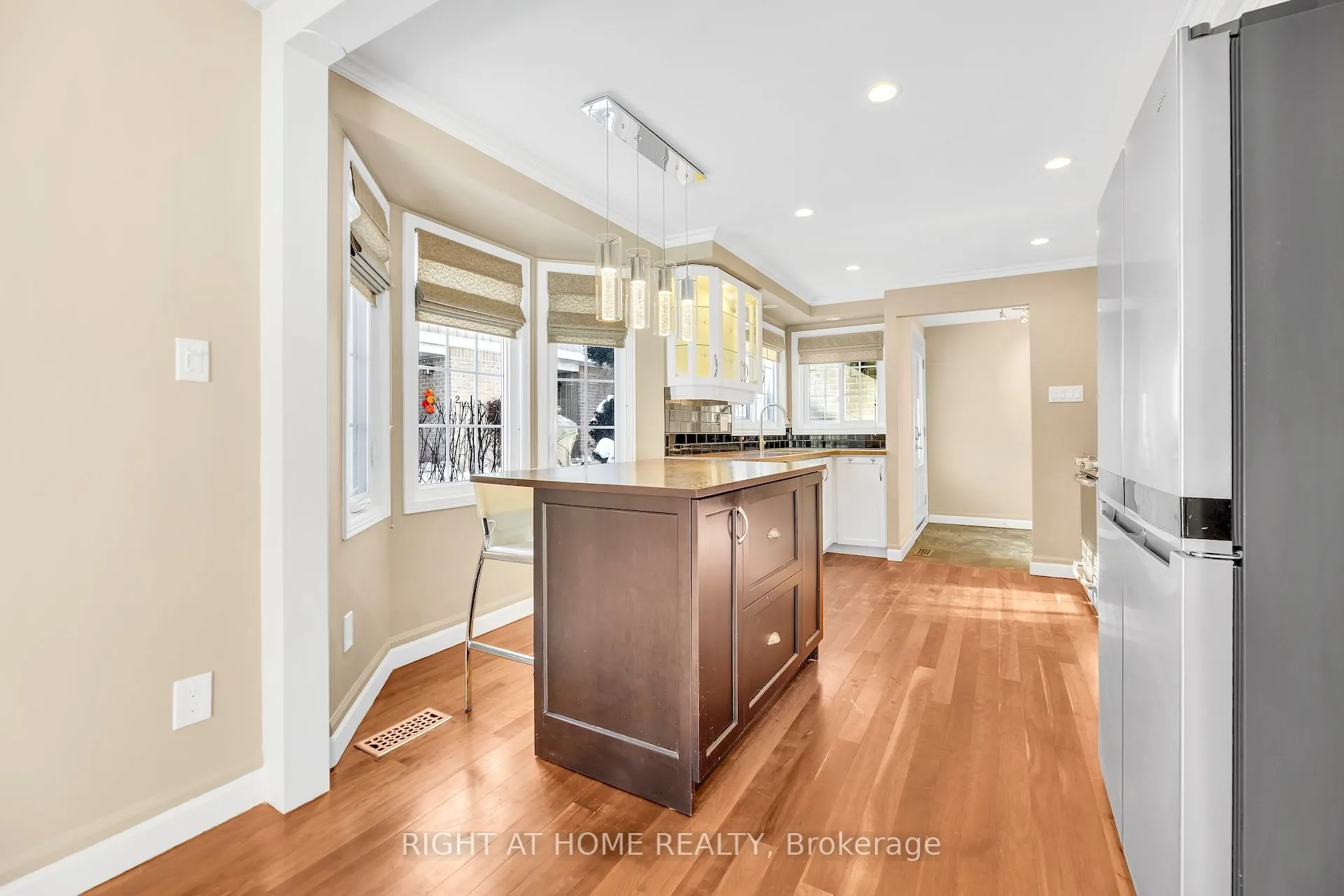 104 Woodlawn Road E #3