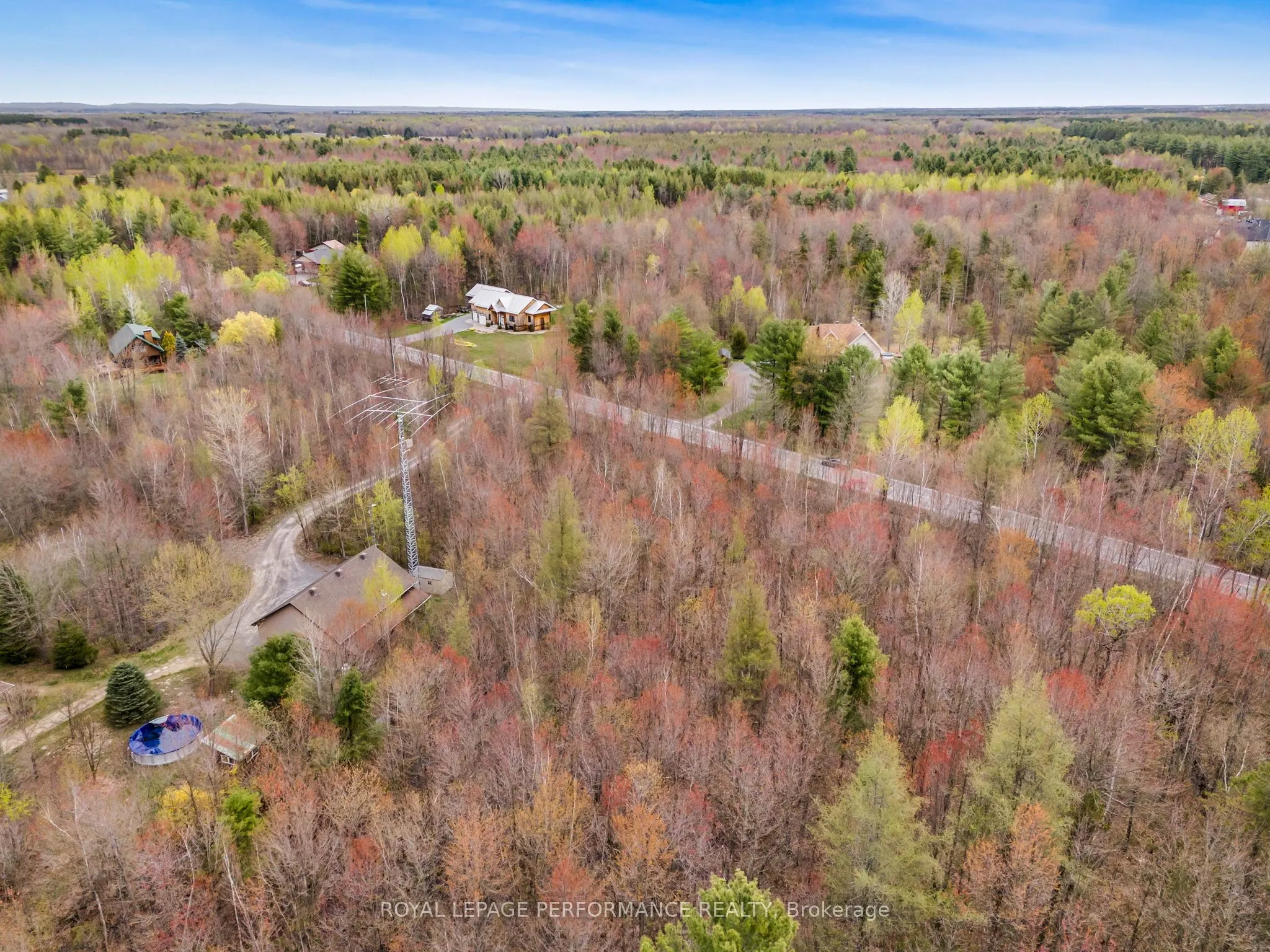 00 Albert Leroux Rd Road