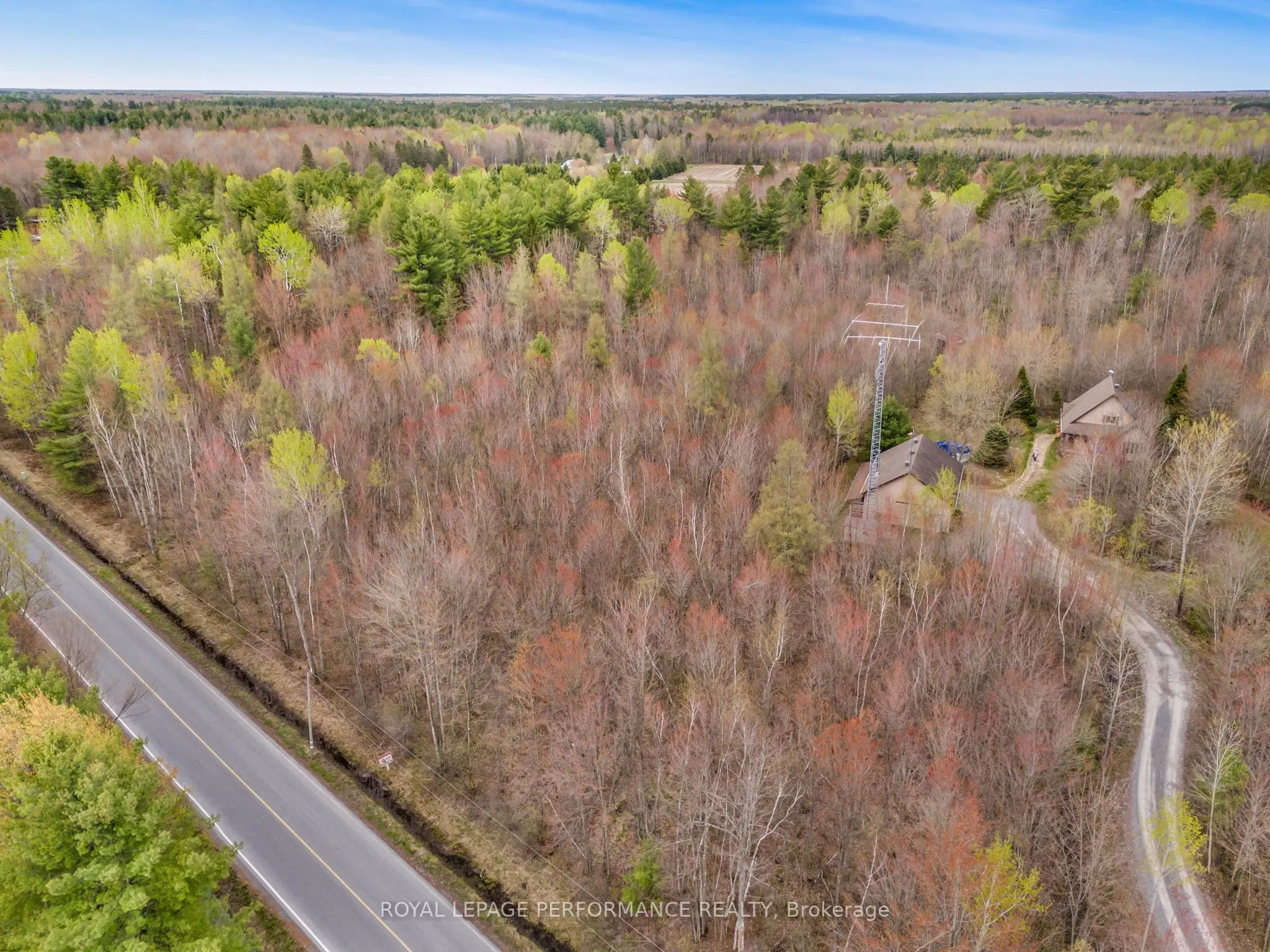 00 Albert Leroux Rd Road