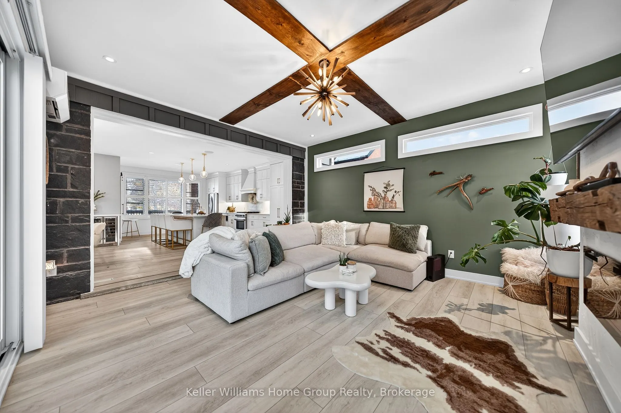 801 WATSON Road S