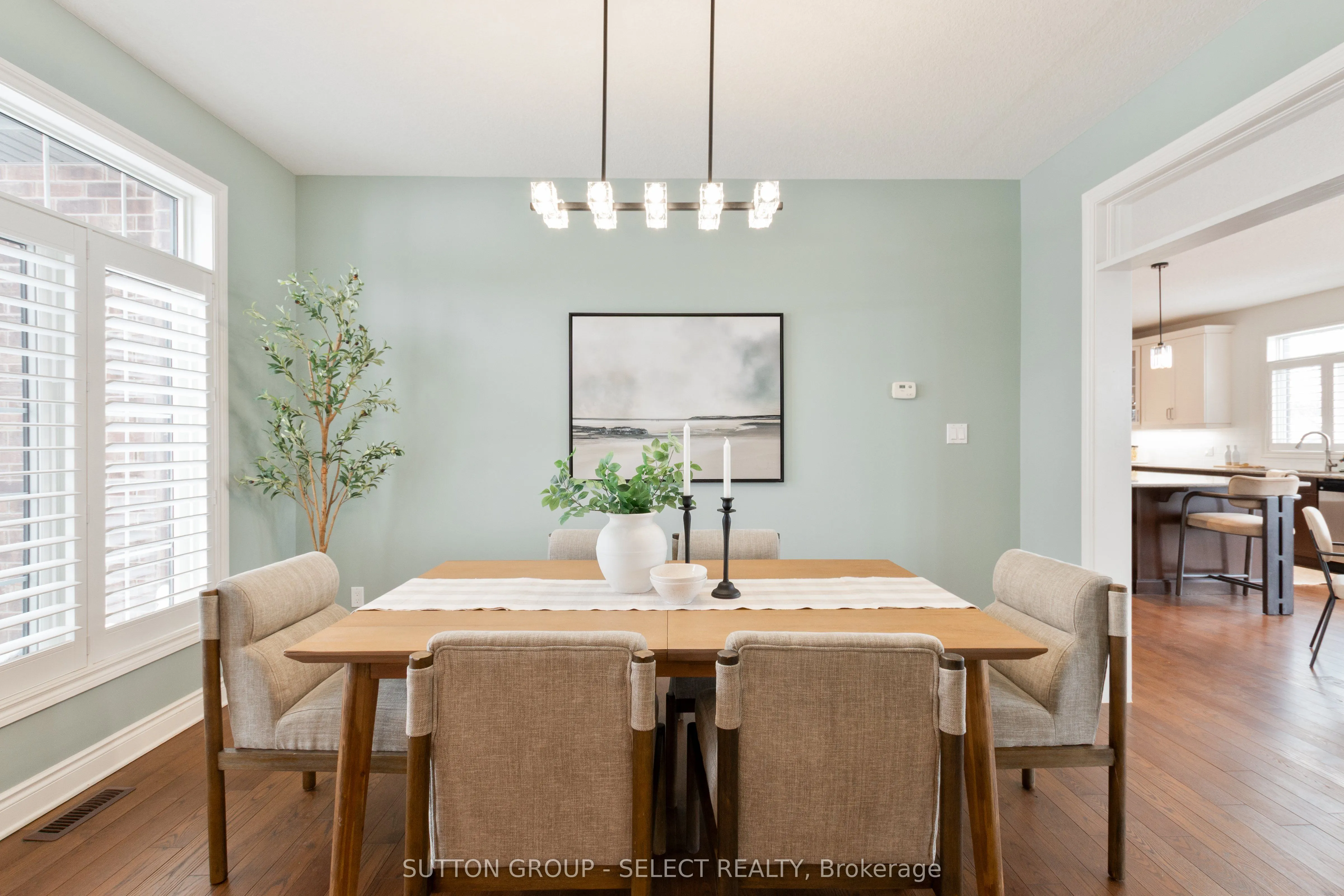 558 Eclipse Walk