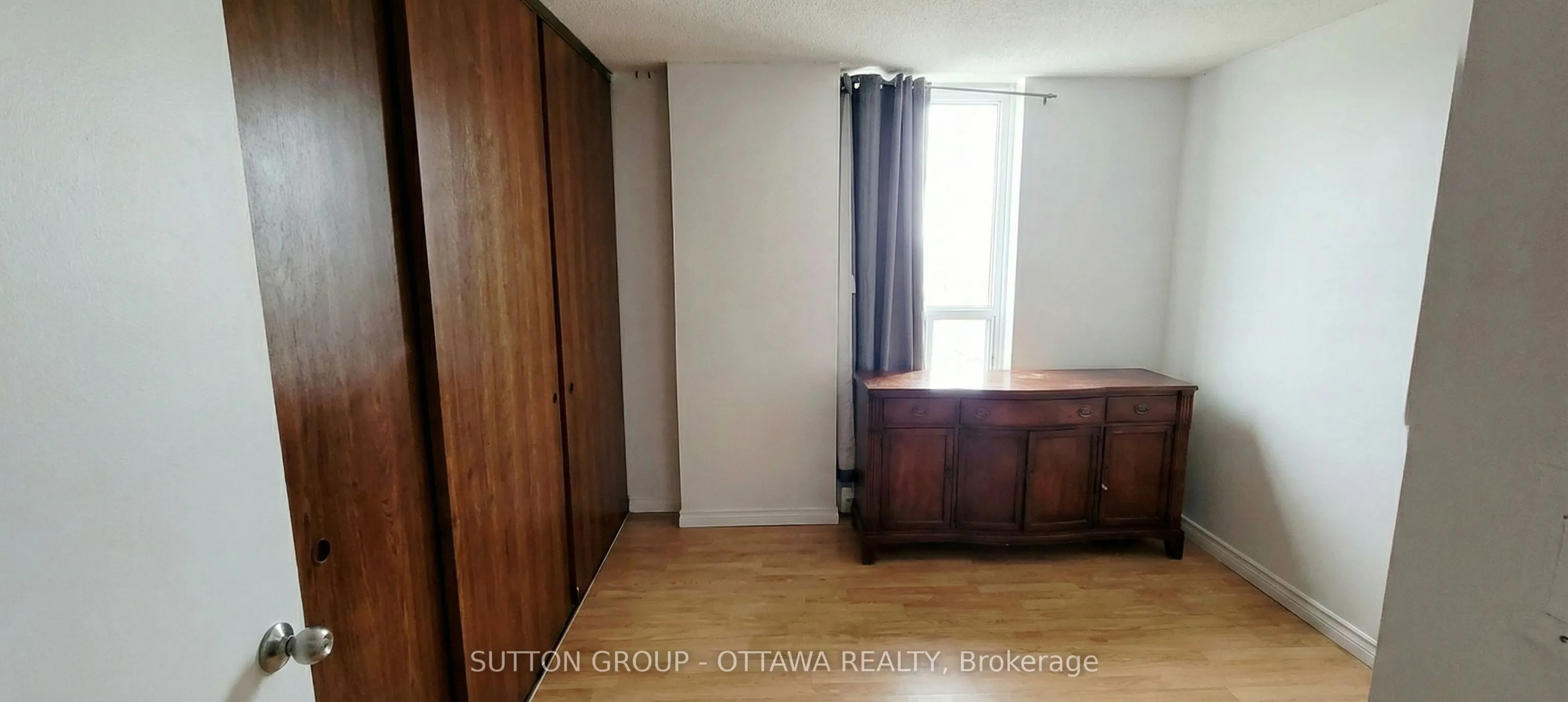 2000 Jasmine Crescent #516