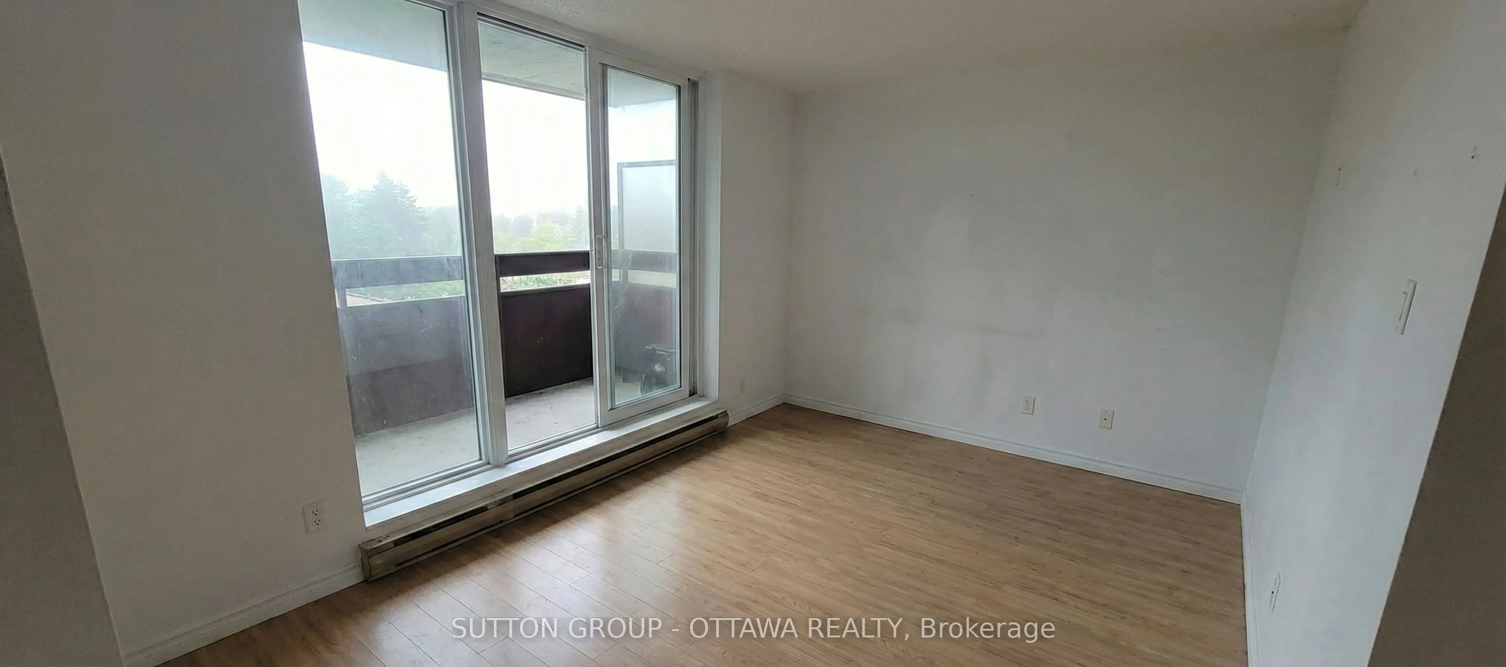 2000 Jasmine Crescent #516