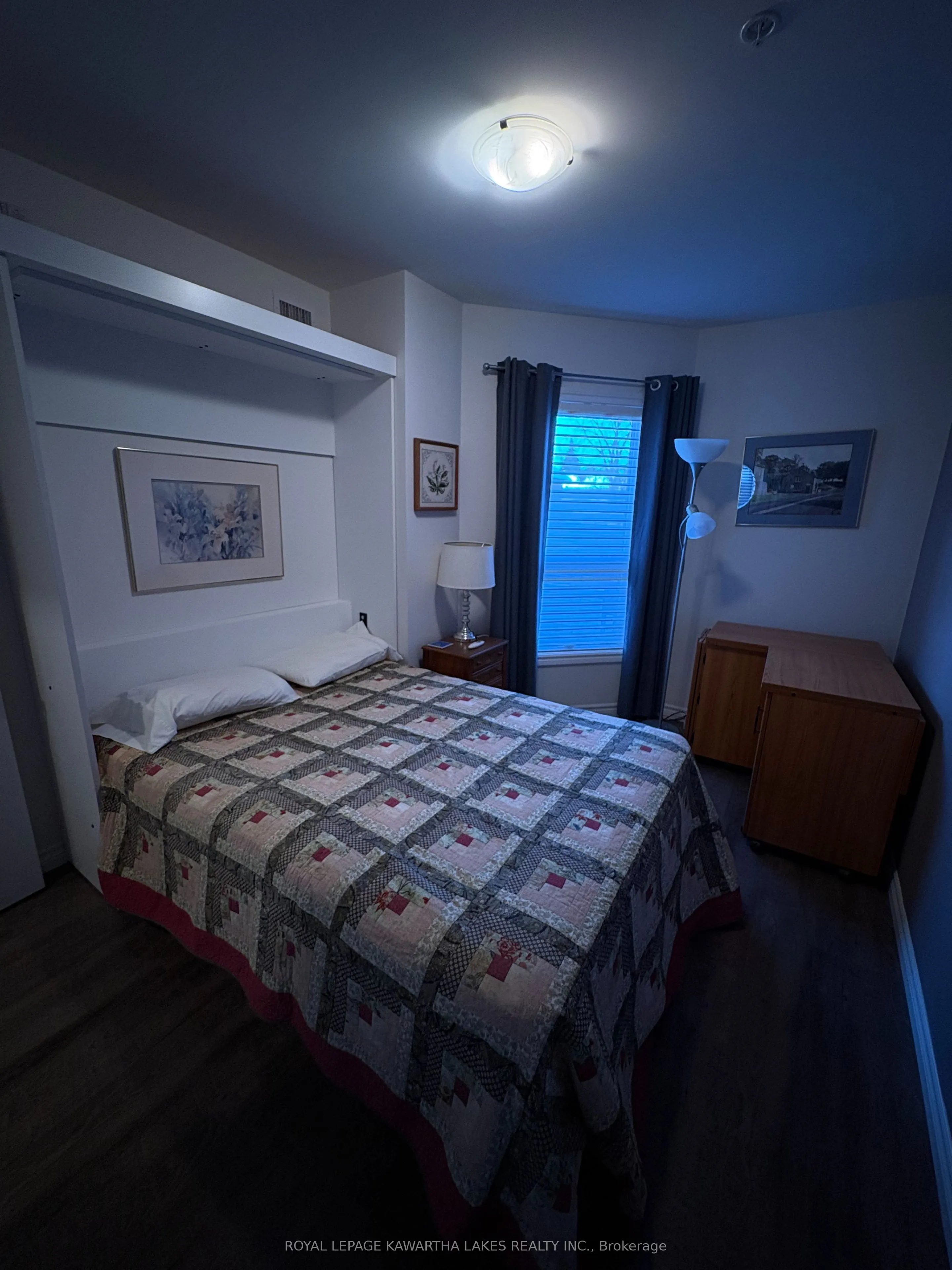 58 Glenelg Street W #103